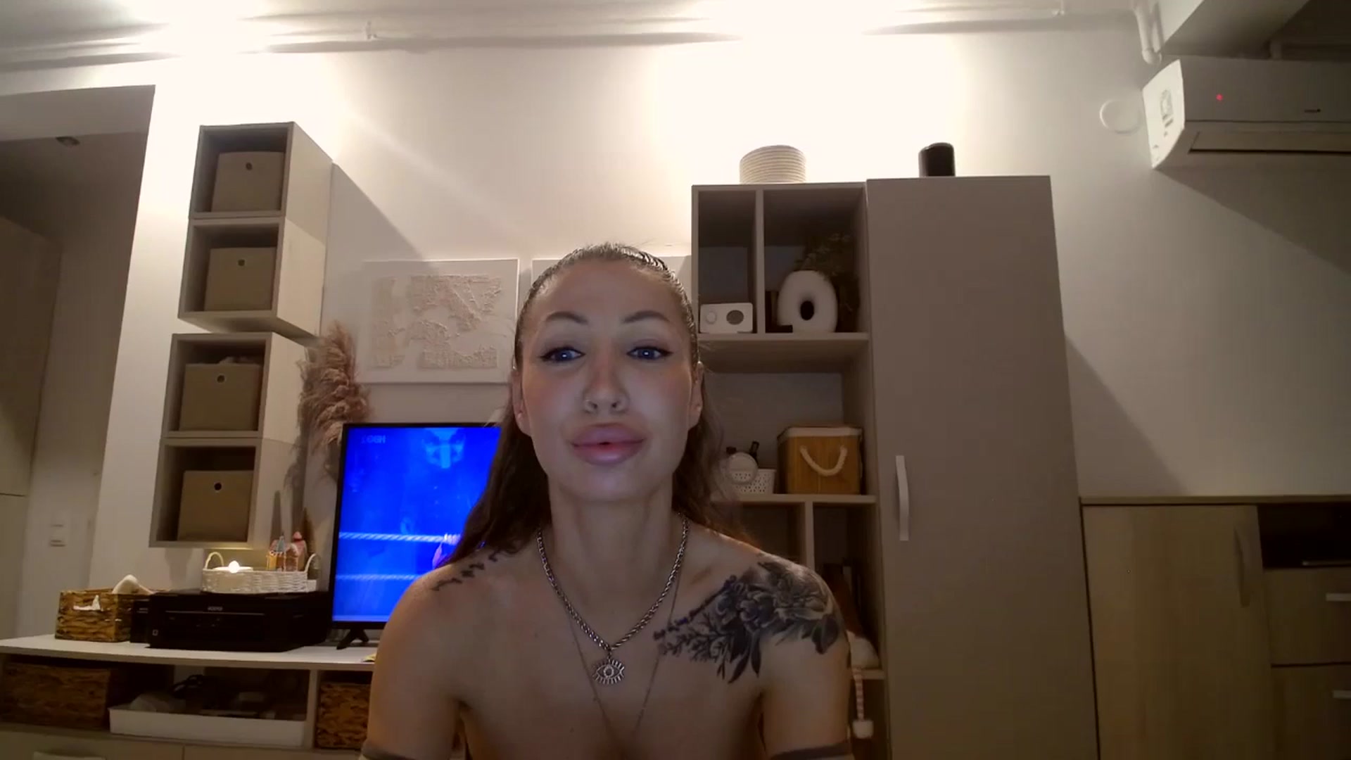 Gallery image thumbnail from Kaylicious's myfreecams stream on, 11/28/2025, 18:18 image 1 of 20