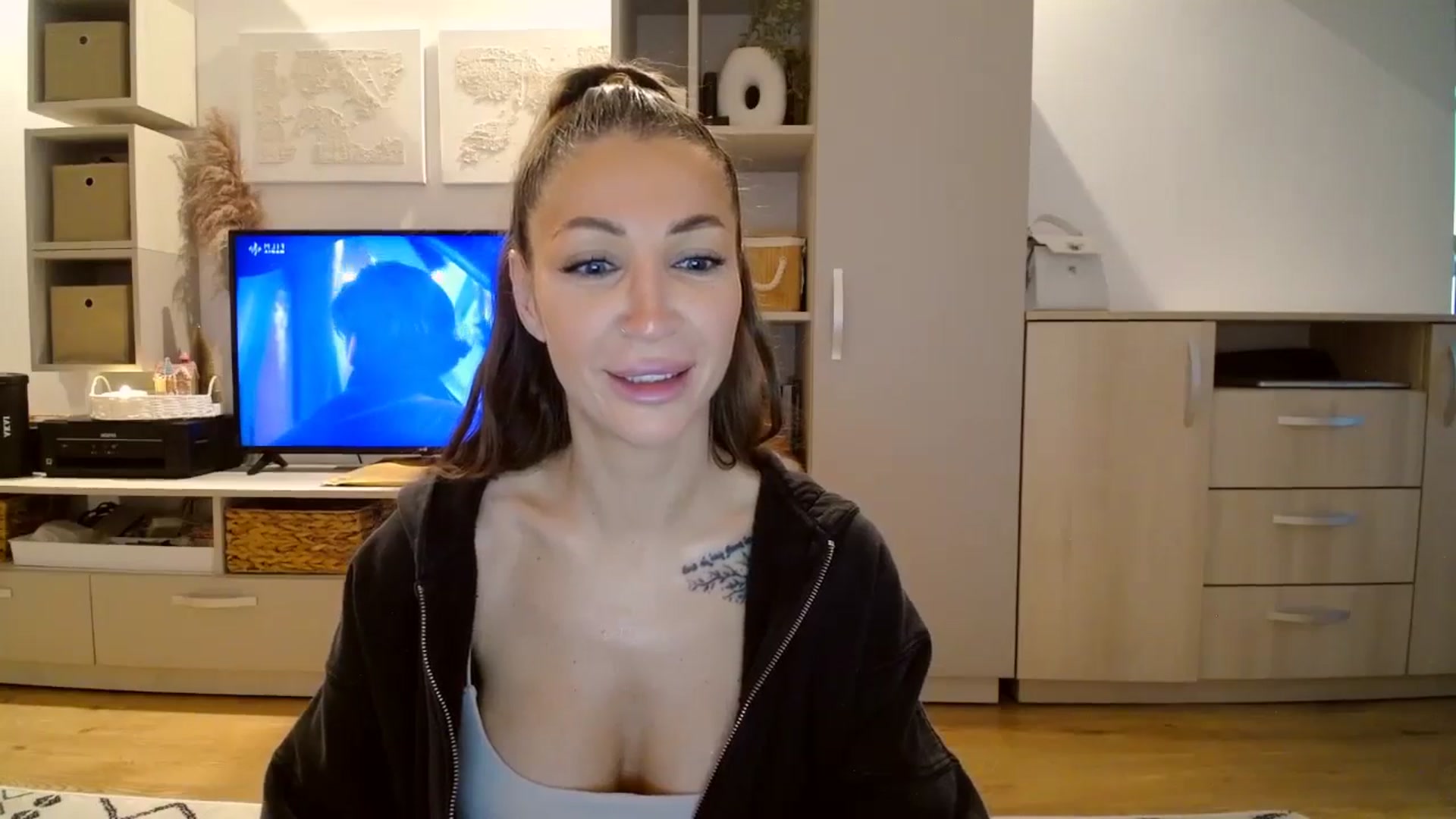 Gallery image thumbnail from Kaylicious's myfreecams stream on, 11/29/2025, 13:24 image 20 of 20