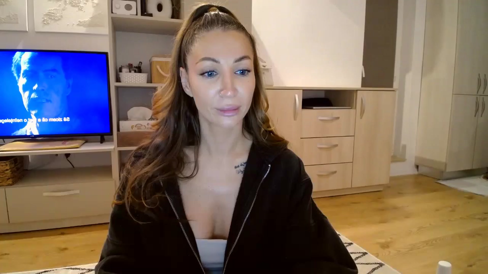 Gallery image thumbnail from Kaylicious's myfreecams stream on, 11/29/2025, 14:49 image 17 of 20