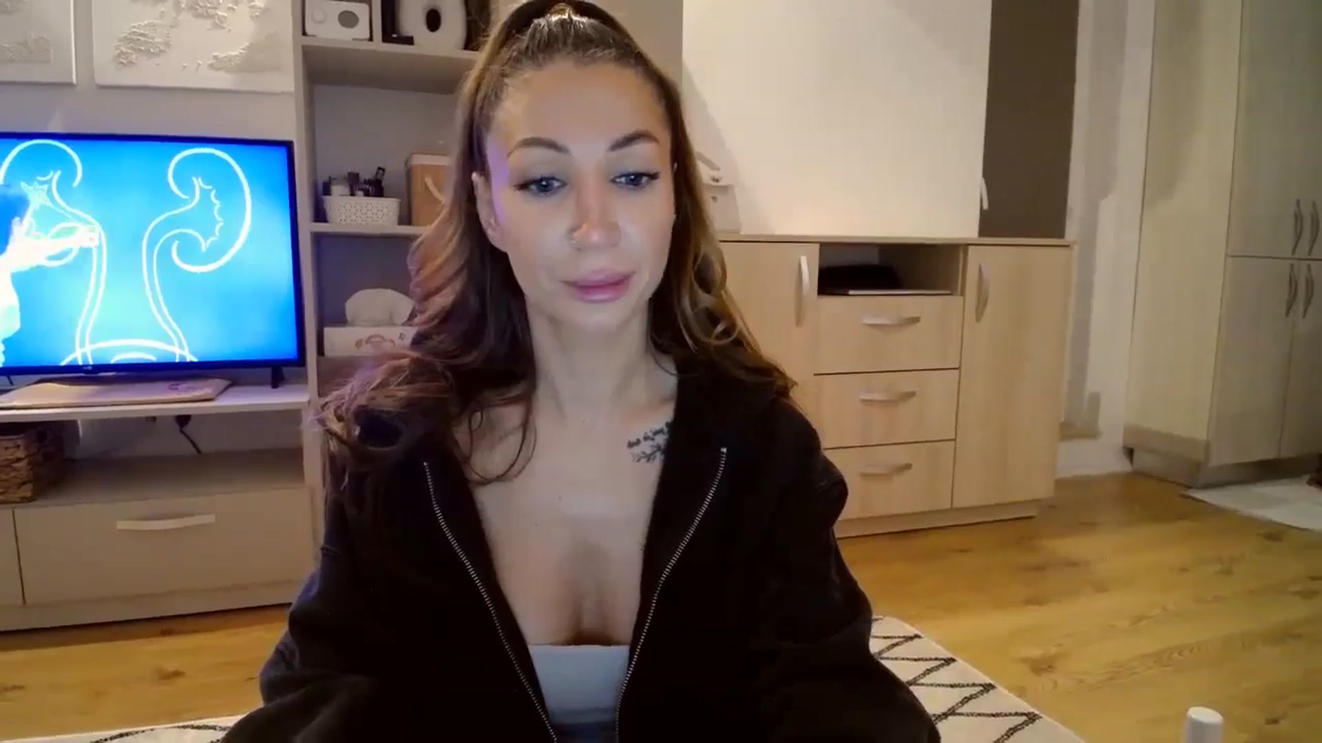 Gallery image thumbnail from Kaylicious's myfreecams stream on, 11/29/2025, 14:49 image 13 of 20