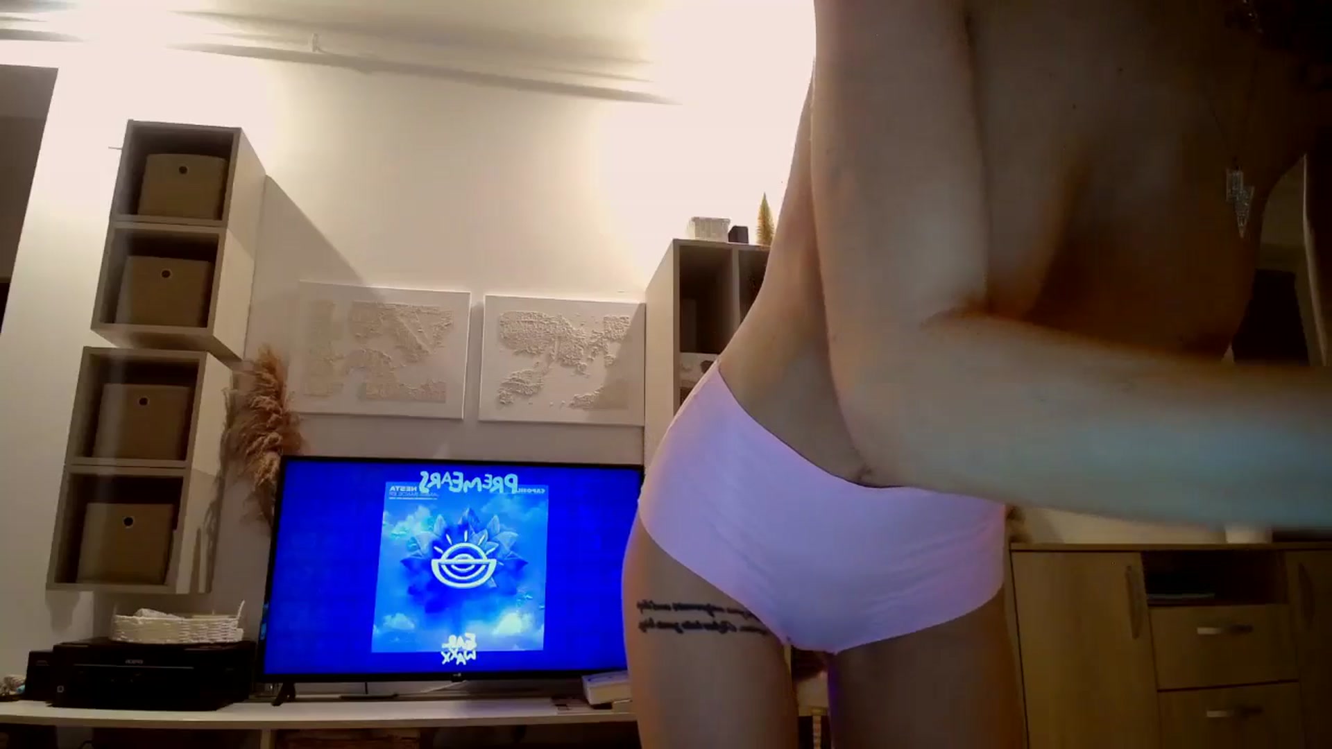 Gallery image thumbnail from Kaylicious's myfreecams stream on, 12/19/2025, 16:04 image 12 of 20