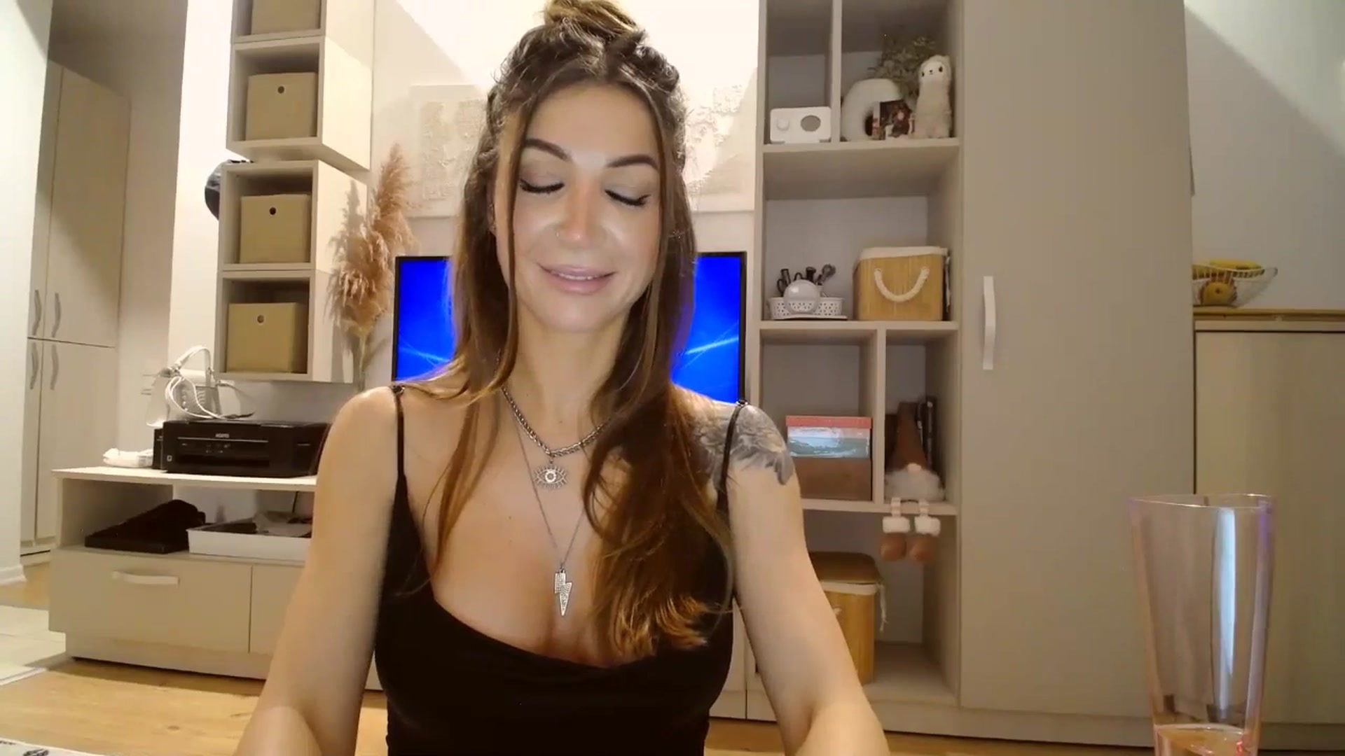 Gallery image thumbnail from Kaylicious's myfreecams stream on, 01/30/2026, 19:27 image 16 of 20
