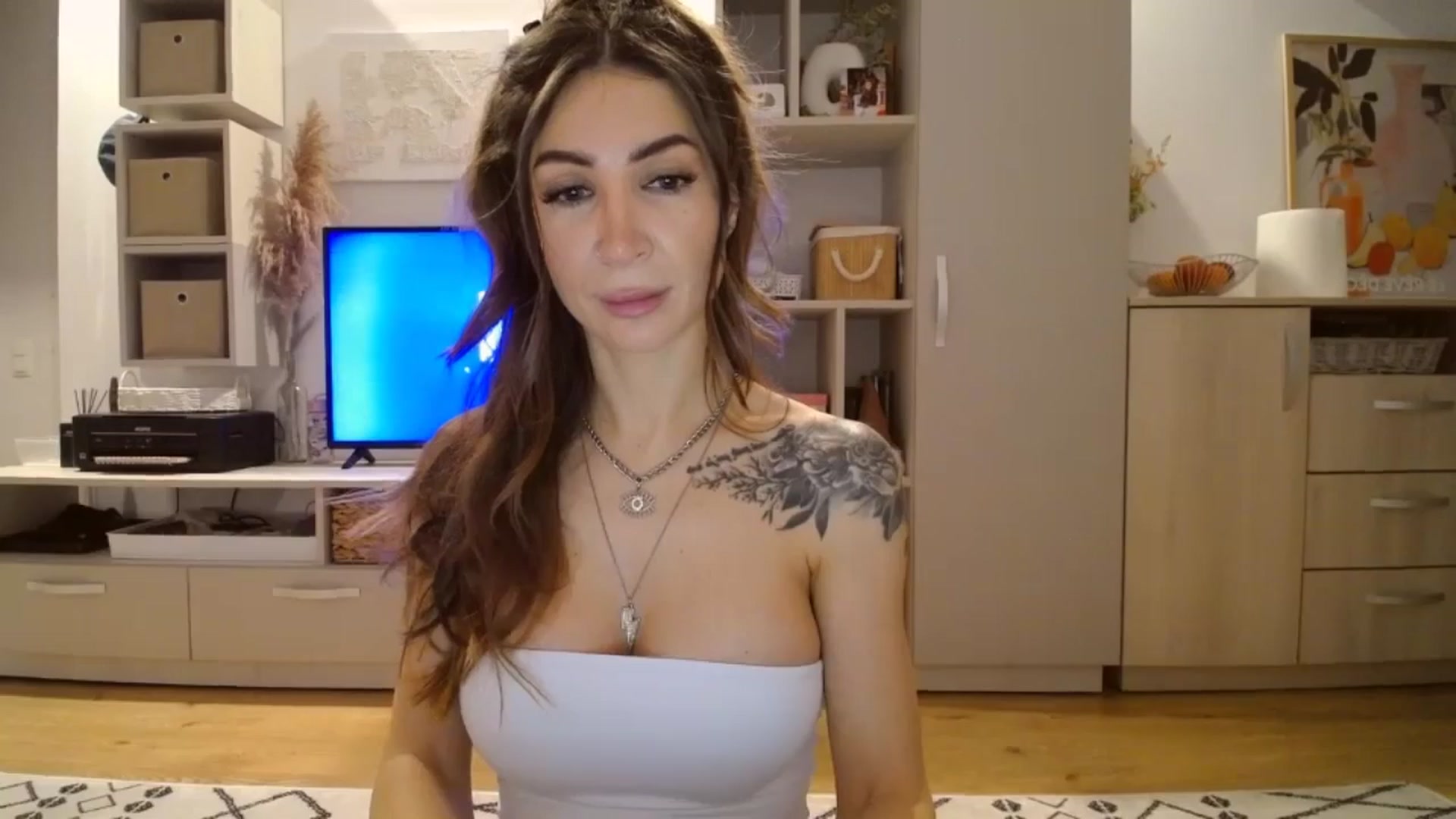 Gallery image thumbnail from Kaylicious's myfreecams stream on, 02/20/2026, 18:05 image 13 of 20