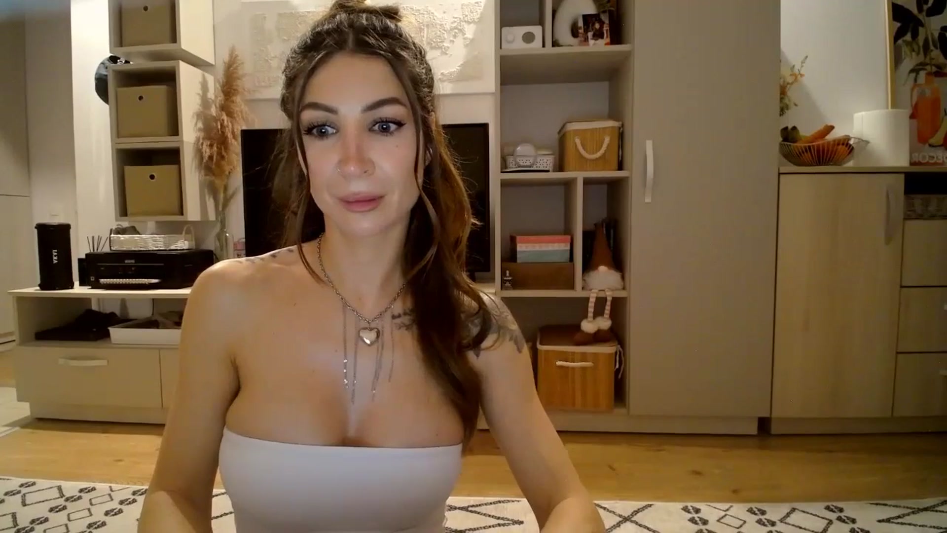 Gallery image thumbnail from Kaylicious's myfreecams stream on, 02/21/2026, 20:31 image 18 of 20