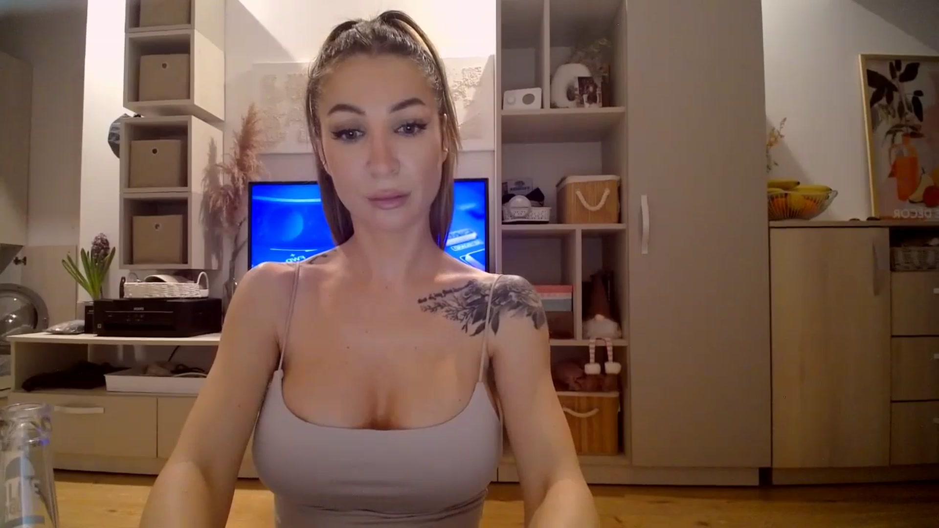 Gallery image thumbnail from Kaylicious's myfreecams stream on, 03/14/2026, 19:27 image 10 of 20