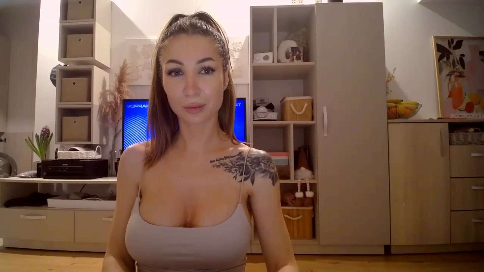 Gallery image thumbnail from Kaylicious's myfreecams stream on, 03/14/2026, 19:27 image 16 of 20