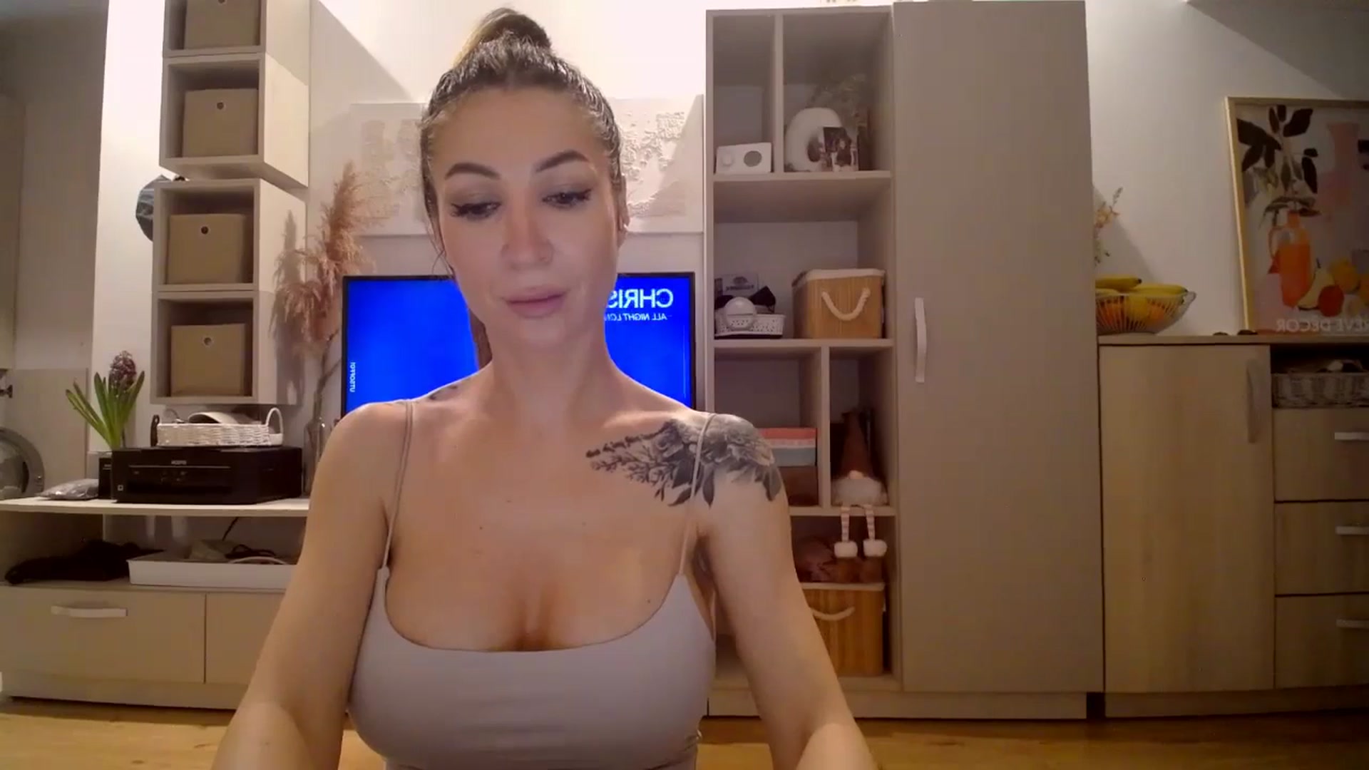 Gallery image thumbnail from Kaylicious's myfreecams stream on, 03/14/2026, 19:27 image 14 of 20