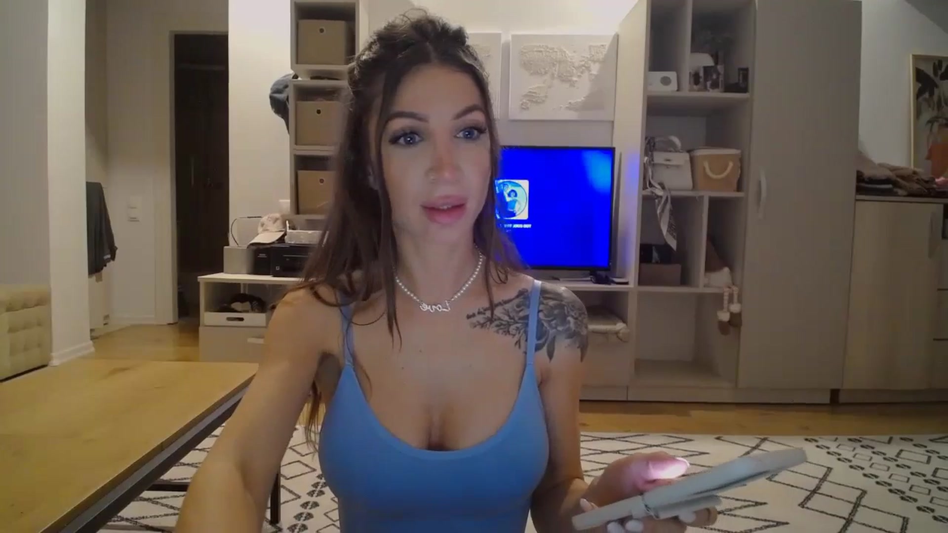 Gallery image thumbnail from Kaylicious's myfreecams stream on, 05/09/2026, 18:50 image 11 of 20