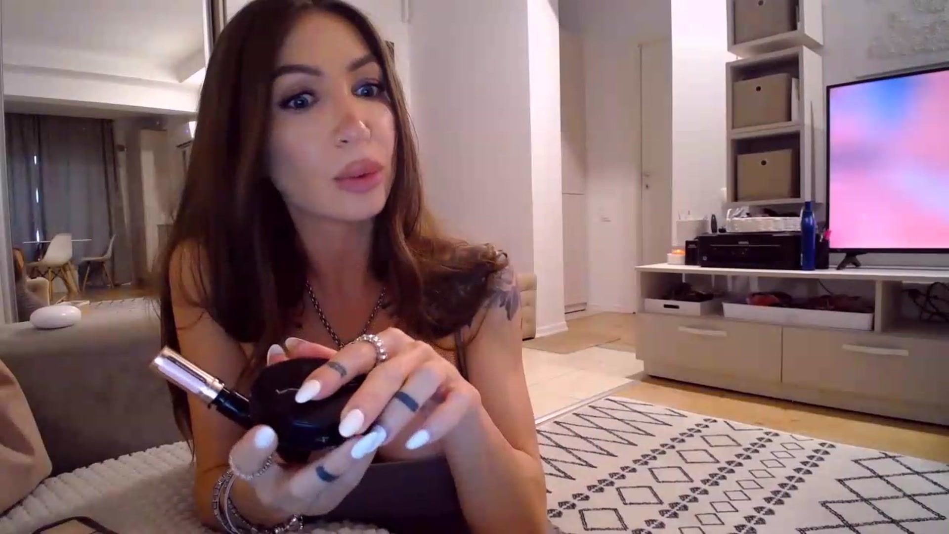 Gallery image thumbnail from Kaylicious's myfreecams stream on, 08/07/2026, 19:30 image 10 of 20
