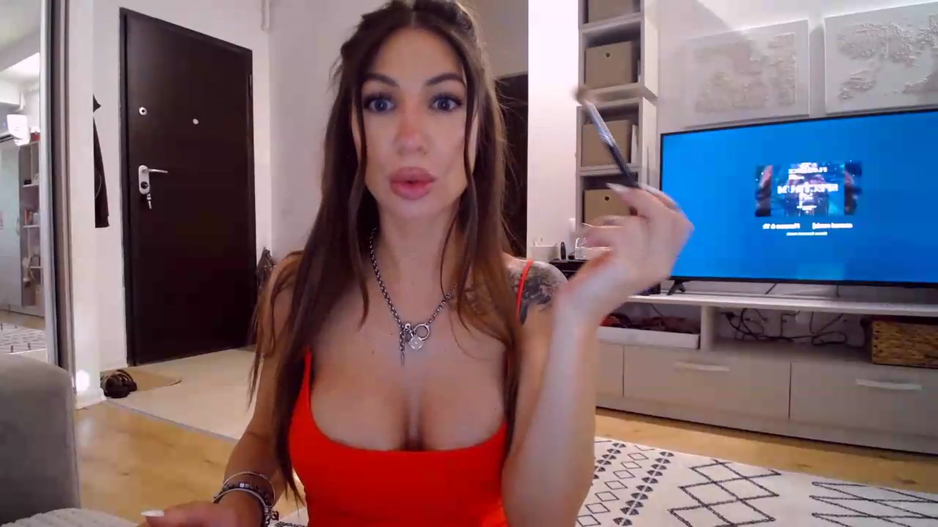Gallery image thumbnail from Kaylicious's myfreecams stream on, 08/08/2026, 17:03 image 3 of 20