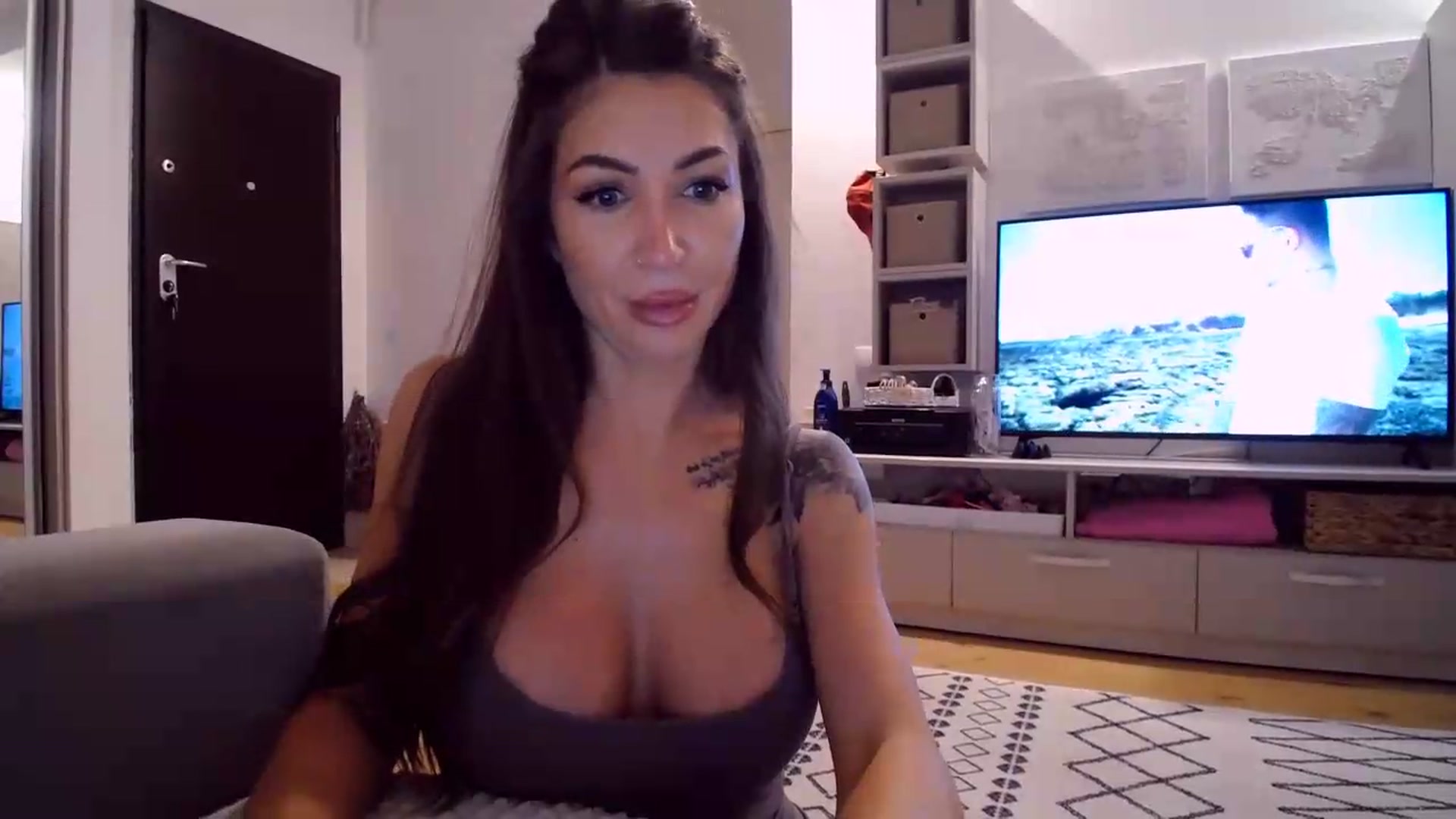Gallery image thumbnail from Kaylicious's myfreecams stream on, 09/05/2026, 18:52 image 4 of 20