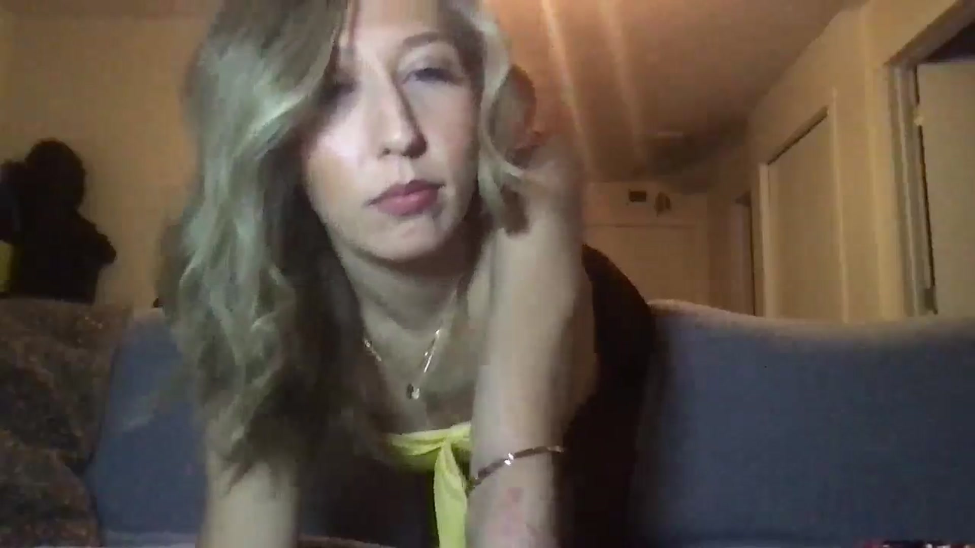 Gallery image thumbnail from Kaylie_Mae1's myfreecams stream on, 04/01/2026, 12:14 image 6 of 20