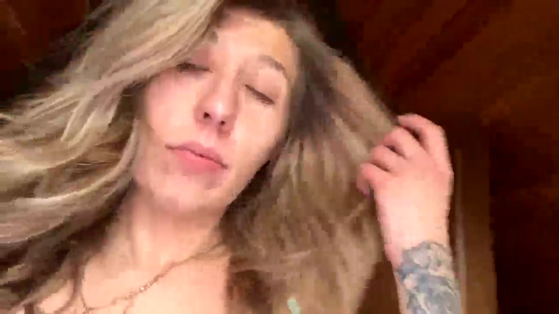 Gallery image thumbnail from Kaylie_Mae1's myfreecams stream on, 04/04/2026, 15:45 image 10 of 20