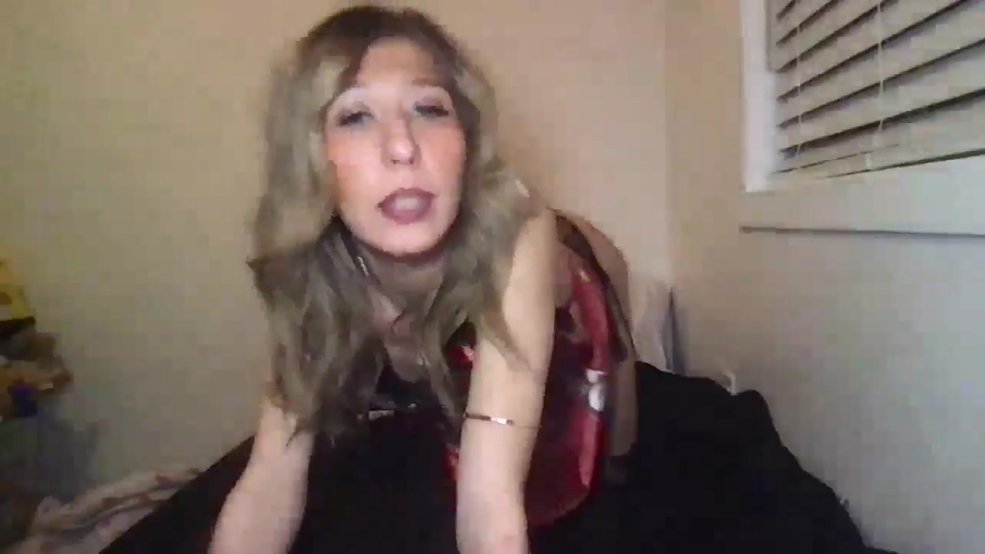 Gallery image thumbnail from Kaylie_Mae1's myfreecams stream on, 04/12/2026, 09:12 image 5 of 20