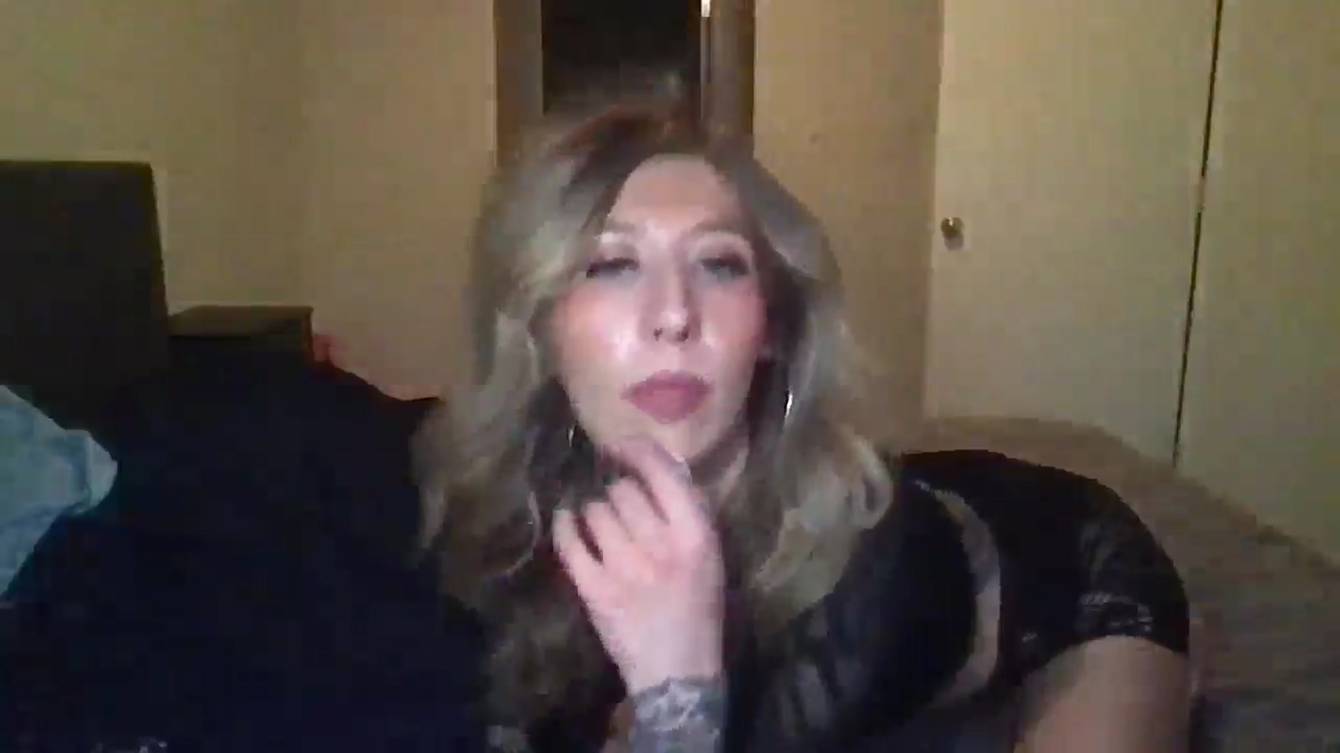 Gallery image thumbnail from Kaylie_Mae1's myfreecams stream on, 04/19/2026, 12:48 image 11 of 20