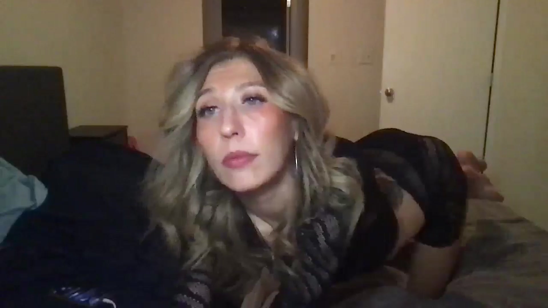 Gallery image thumbnail from Kaylie_Mae1's myfreecams stream on, 04/19/2026, 12:48 image 2 of 20
