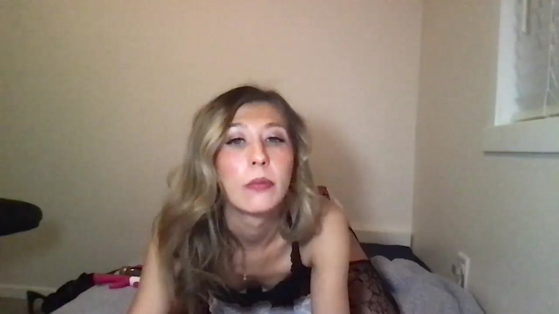 Gallery image thumbnail from Kaylie_Mae1's myfreecams stream on, 05/10/2026, 08:54 image 5 of 20