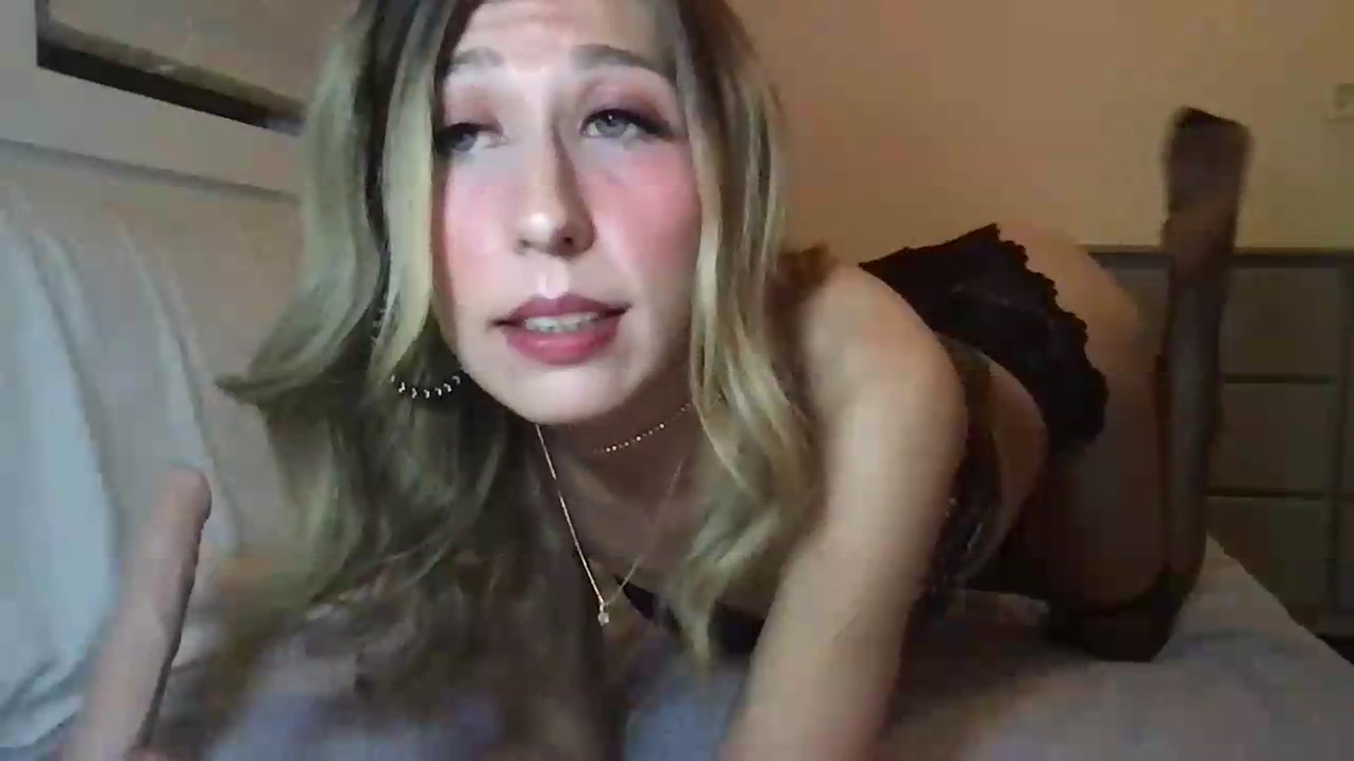 Gallery image thumbnail from Kaylie_Mae1's myfreecams stream on, 05/24/2026, 08:01 image 12 of 20