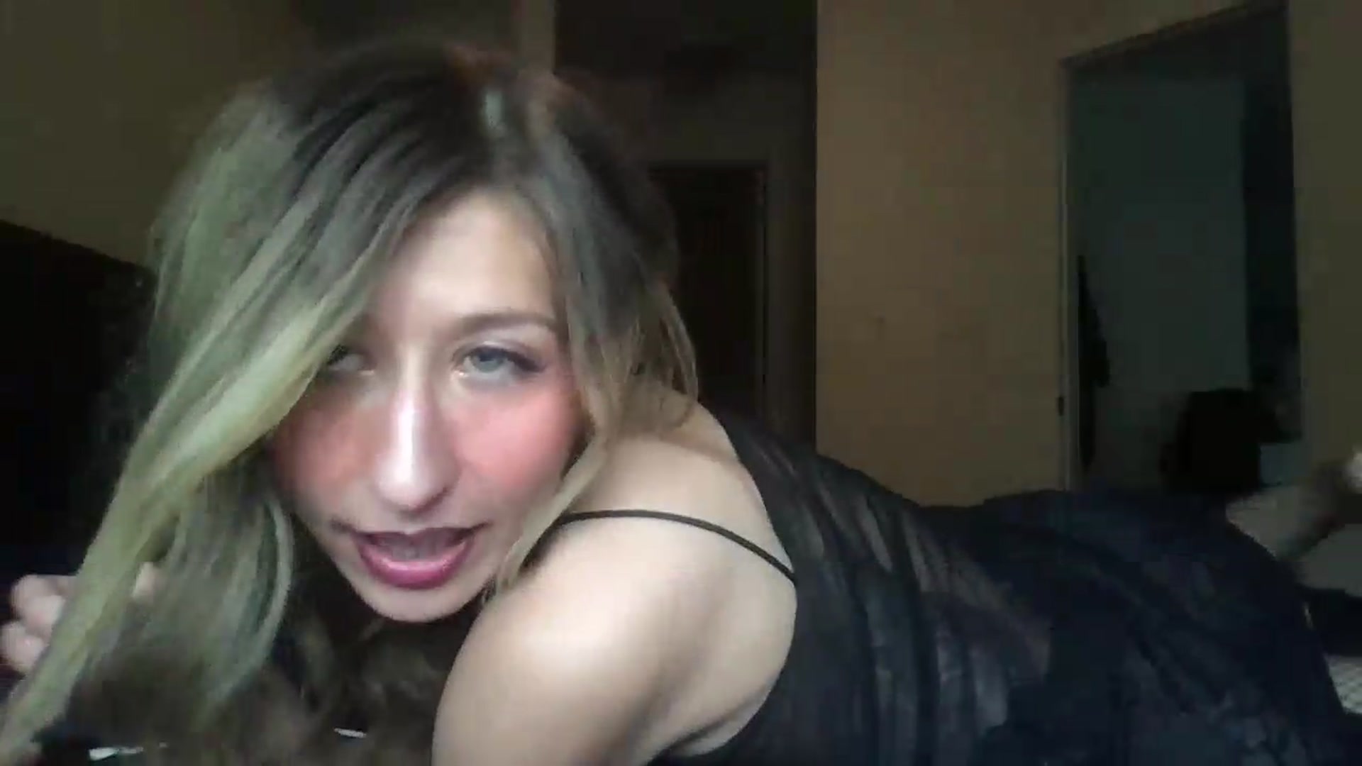 Gallery image thumbnail from Kaylie_Mae1's myfreecams stream on, 05/30/2026, 14:41 image 12 of 20