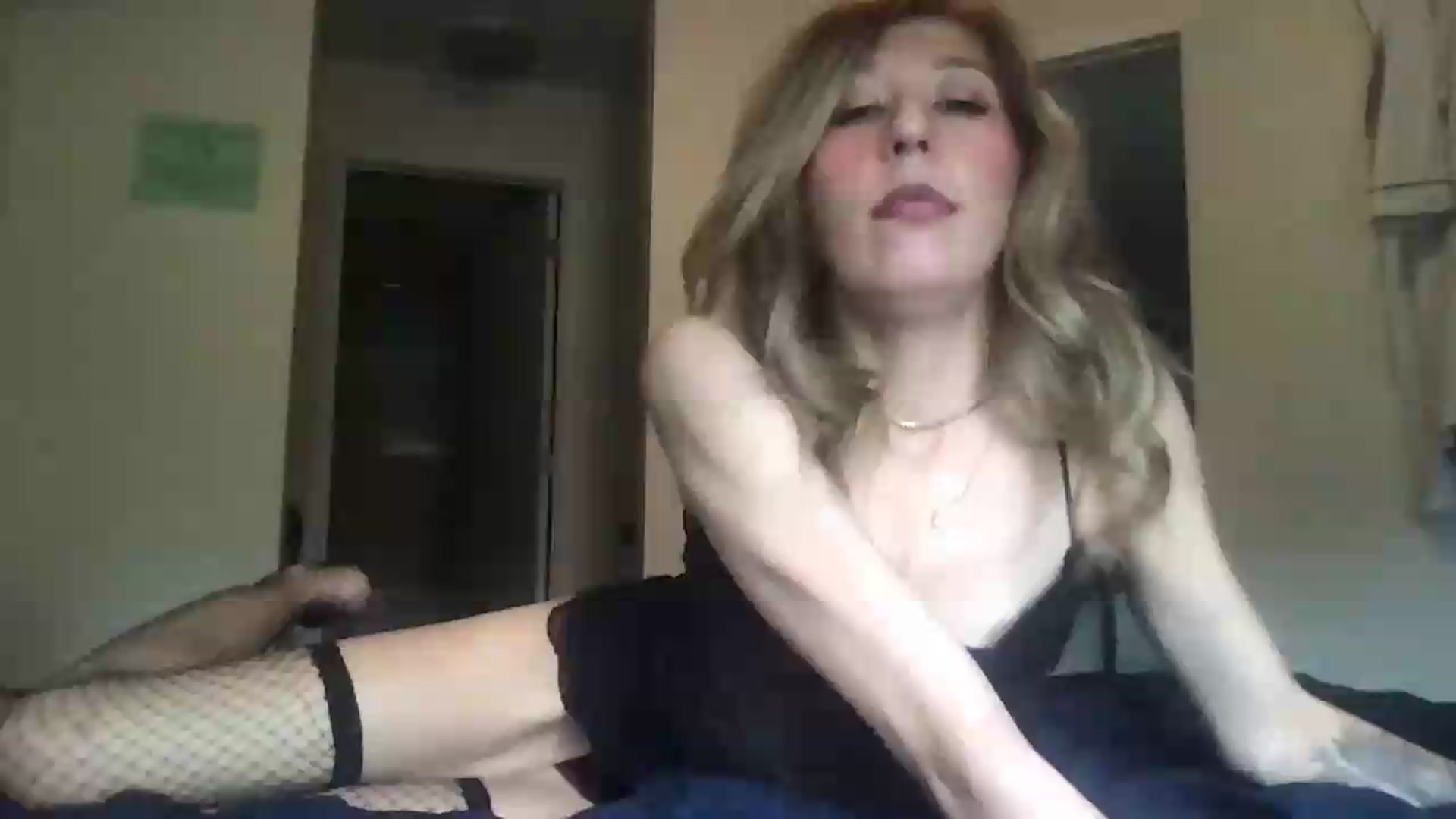 Gallery image thumbnail from Kaylie_Mae1's myfreecams stream on, 05/30/2026, 15:26 image 8 of 20