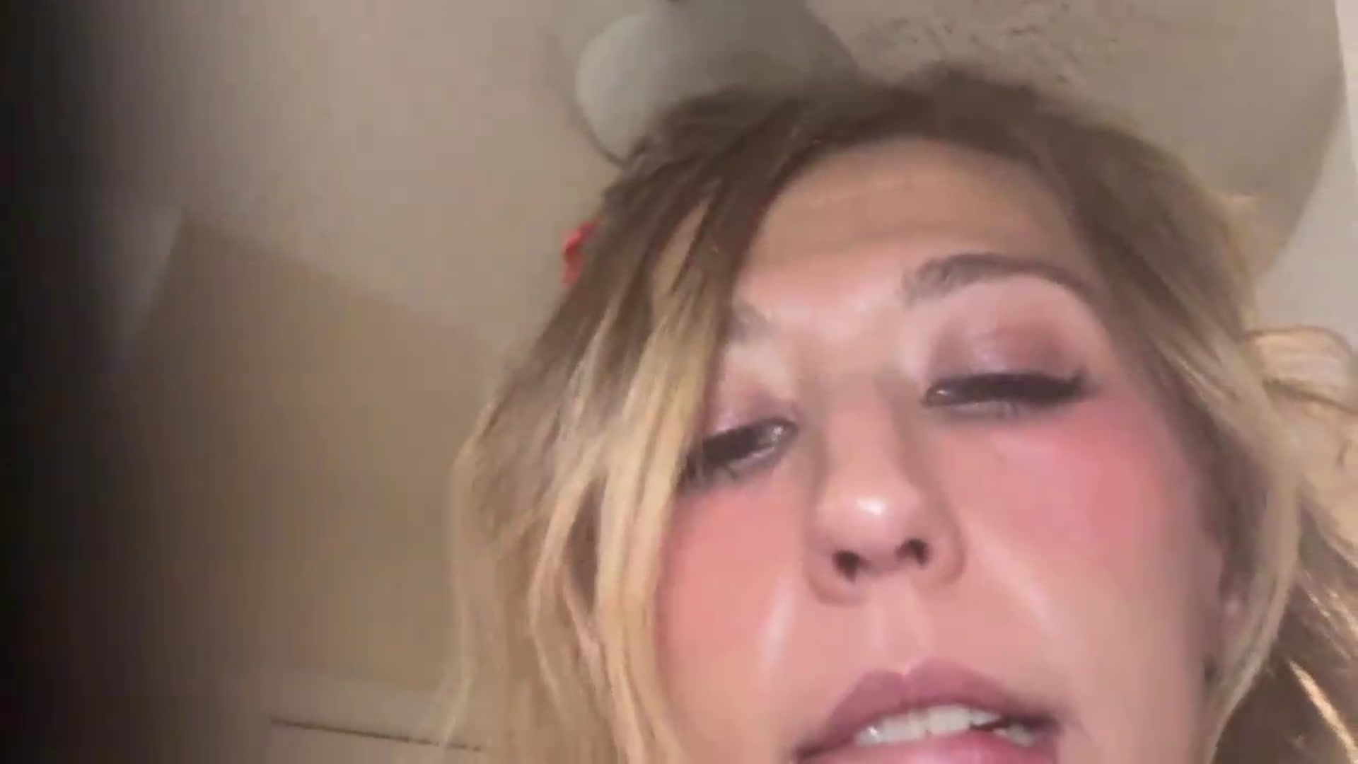 Gallery image thumbnail from Kaylie_Mae1's myfreecams stream on, 05/31/2026, 08:34 image 19 of 20
