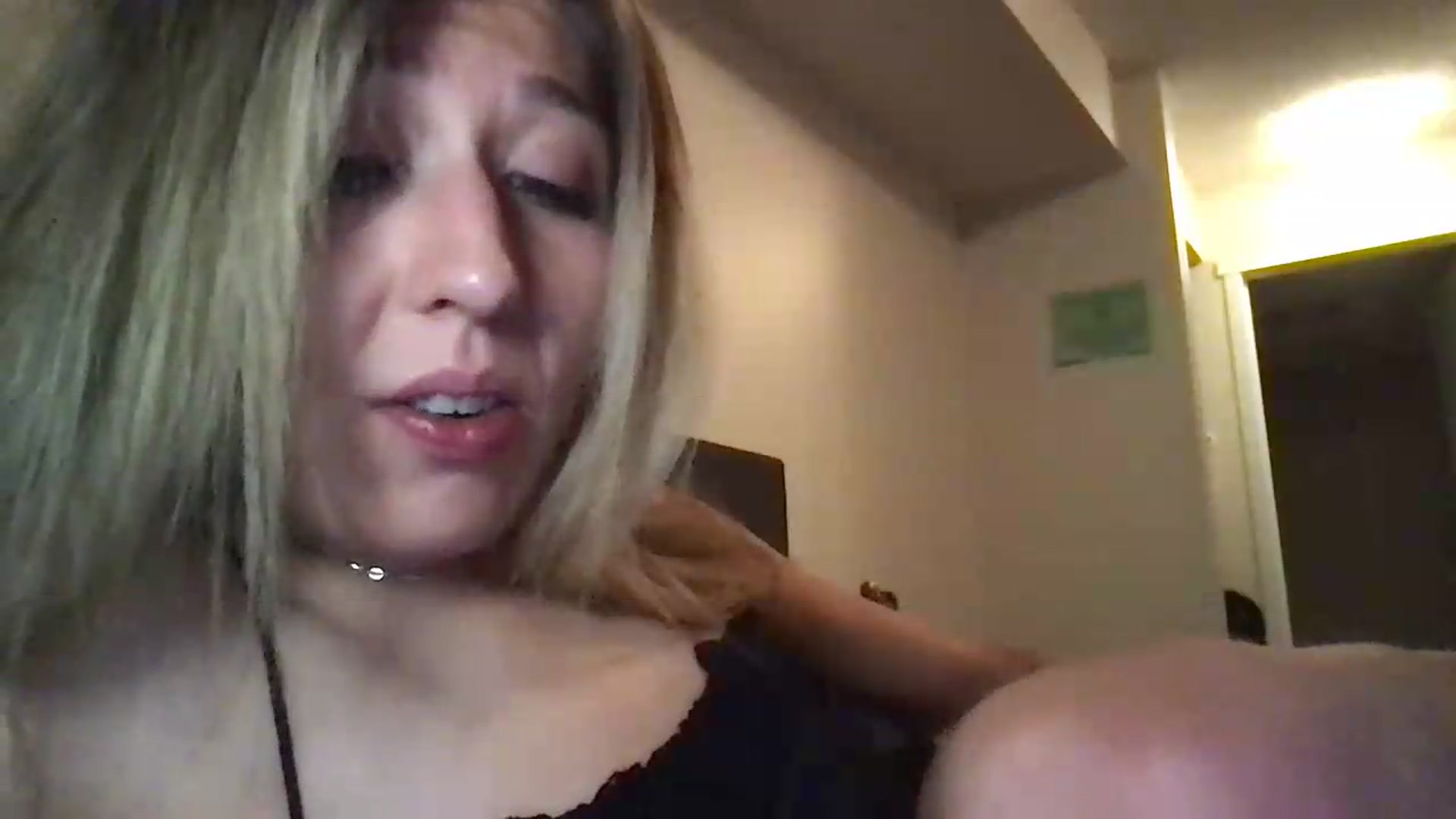 Gallery image thumbnail from Kaylie_Mae1's myfreecams stream on, 05/31/2026, 11:53 image 13 of 20