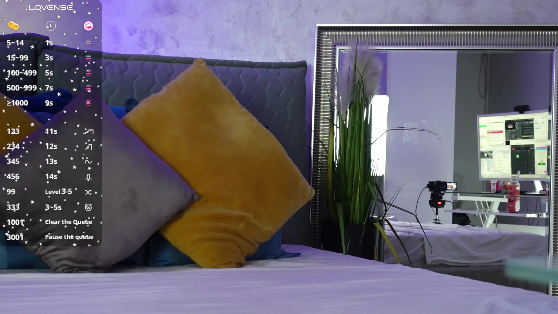Gallery image thumbnail from KaylinKay's myfreecams stream on, 08/20/2026, 16:39 image 11 of 20