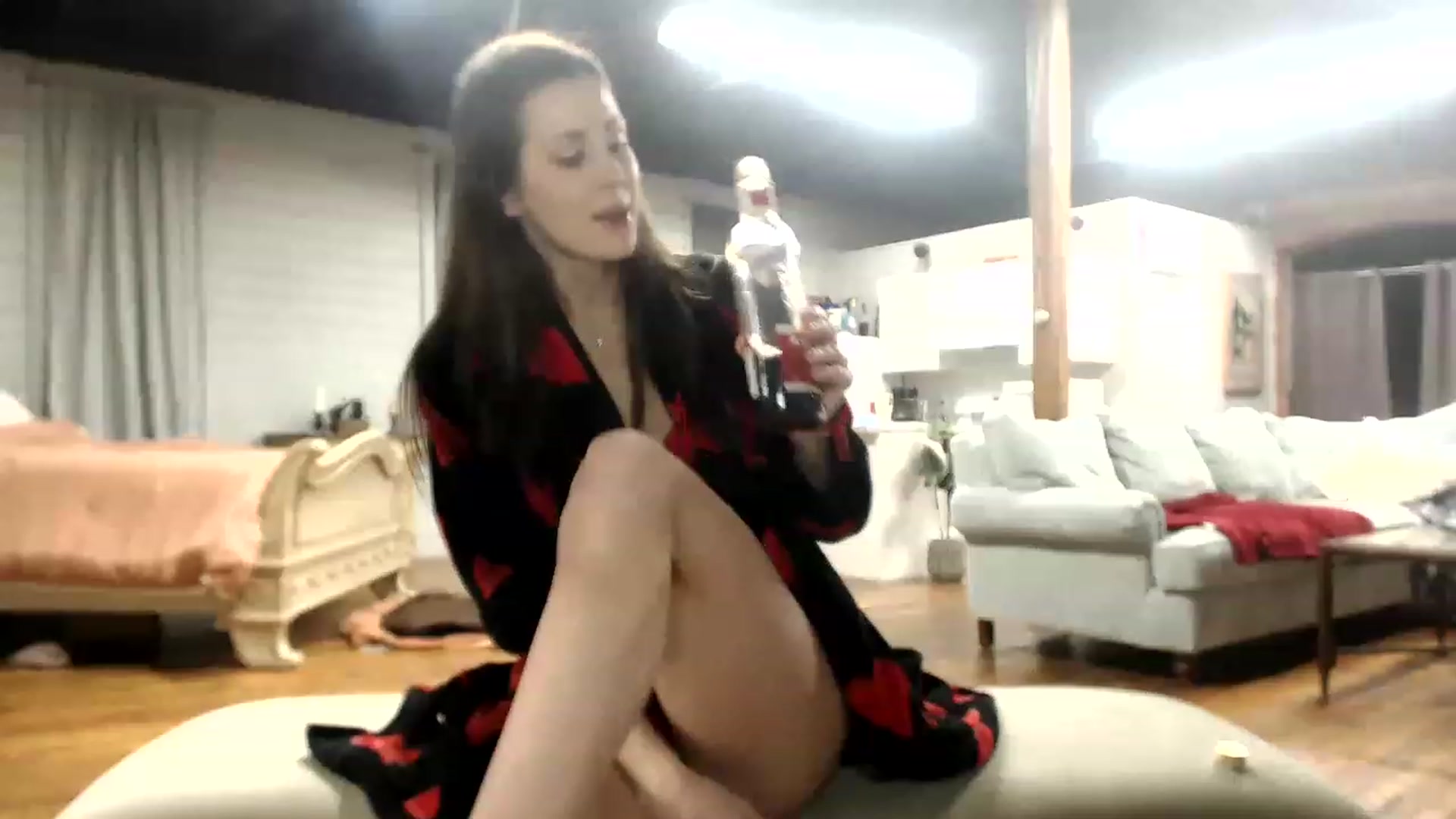 Gallery image thumbnail from Kayros780's myfreecams stream on, 11/15/2022, 09:29 image 3 of 20