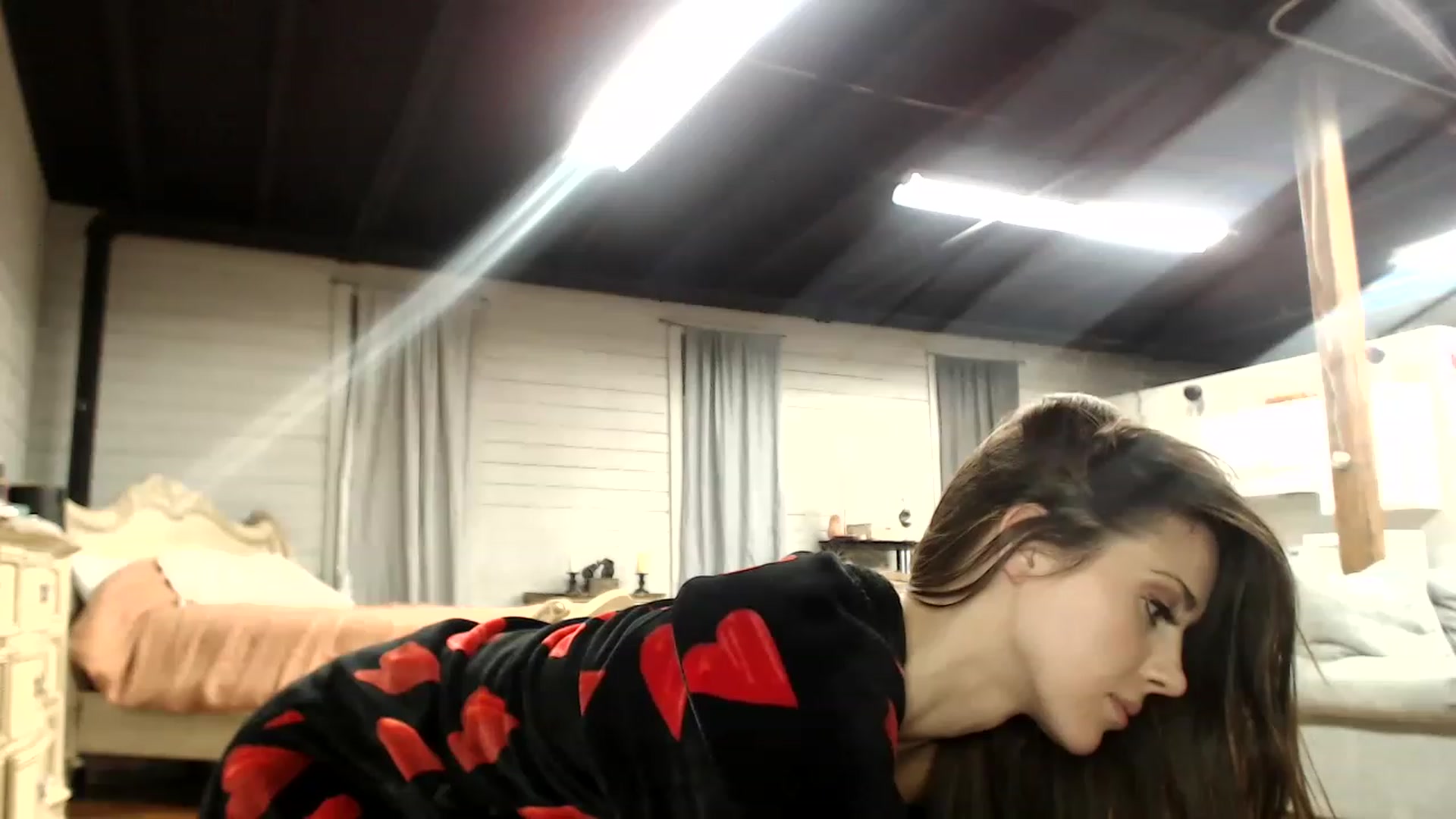Gallery image thumbnail from Kayros780's myfreecams stream on, 11/19/2022, 10:44 image 1 of 20