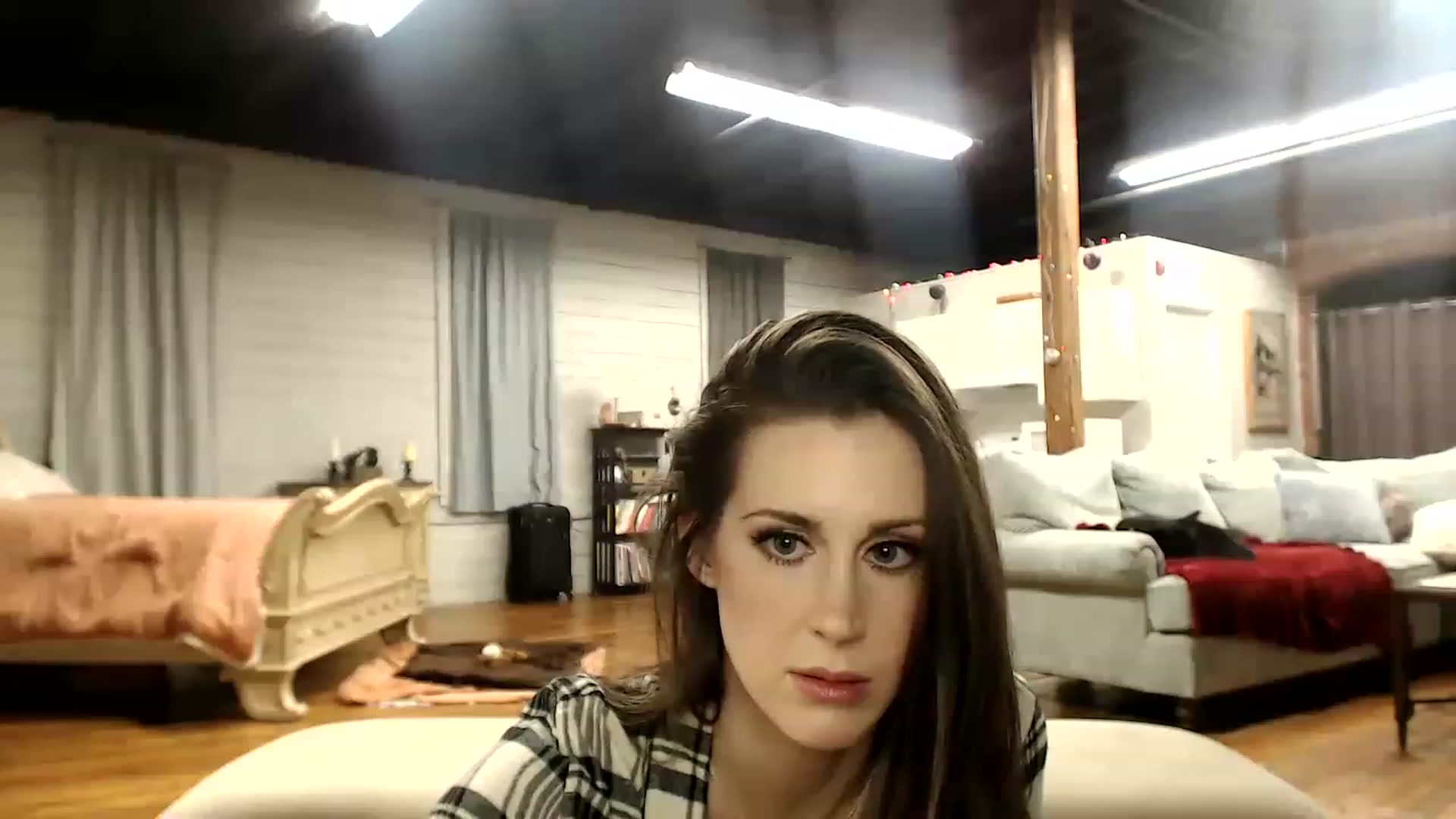 Gallery image thumbnail from Kayros780's myfreecams stream on, 11/23/2022, 07:51 image 7 of 20