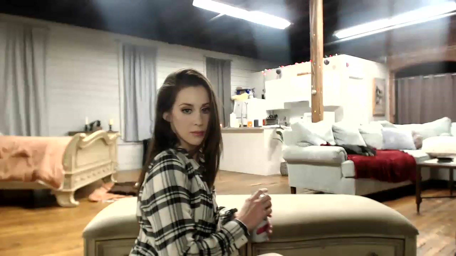 Gallery image thumbnail from Kayros780's myfreecams stream on, 11/23/2022, 07:51 image 18 of 20