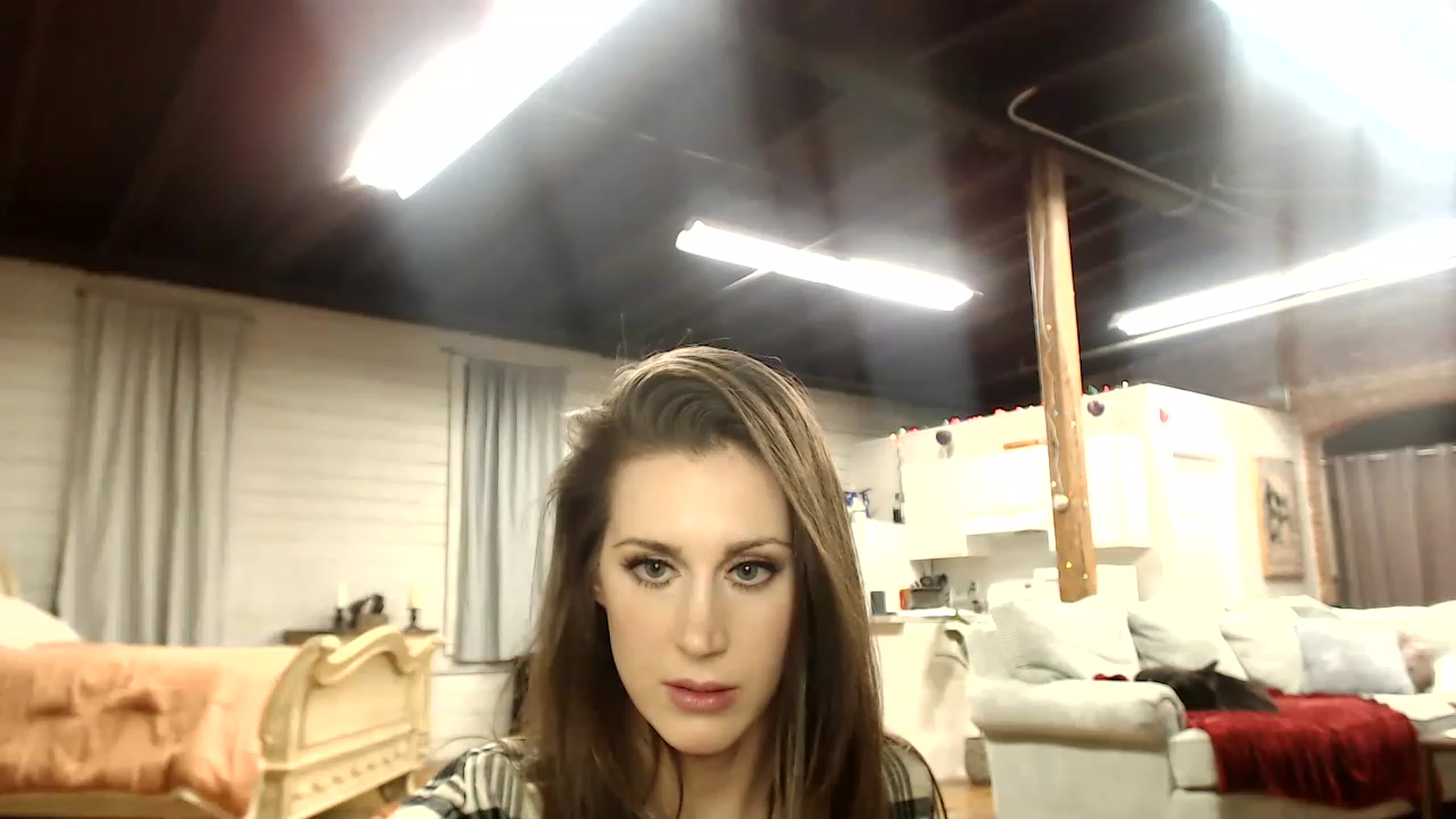 Gallery image thumbnail from Kayros780's myfreecams stream on, 11/23/2022, 07:51 image 13 of 20