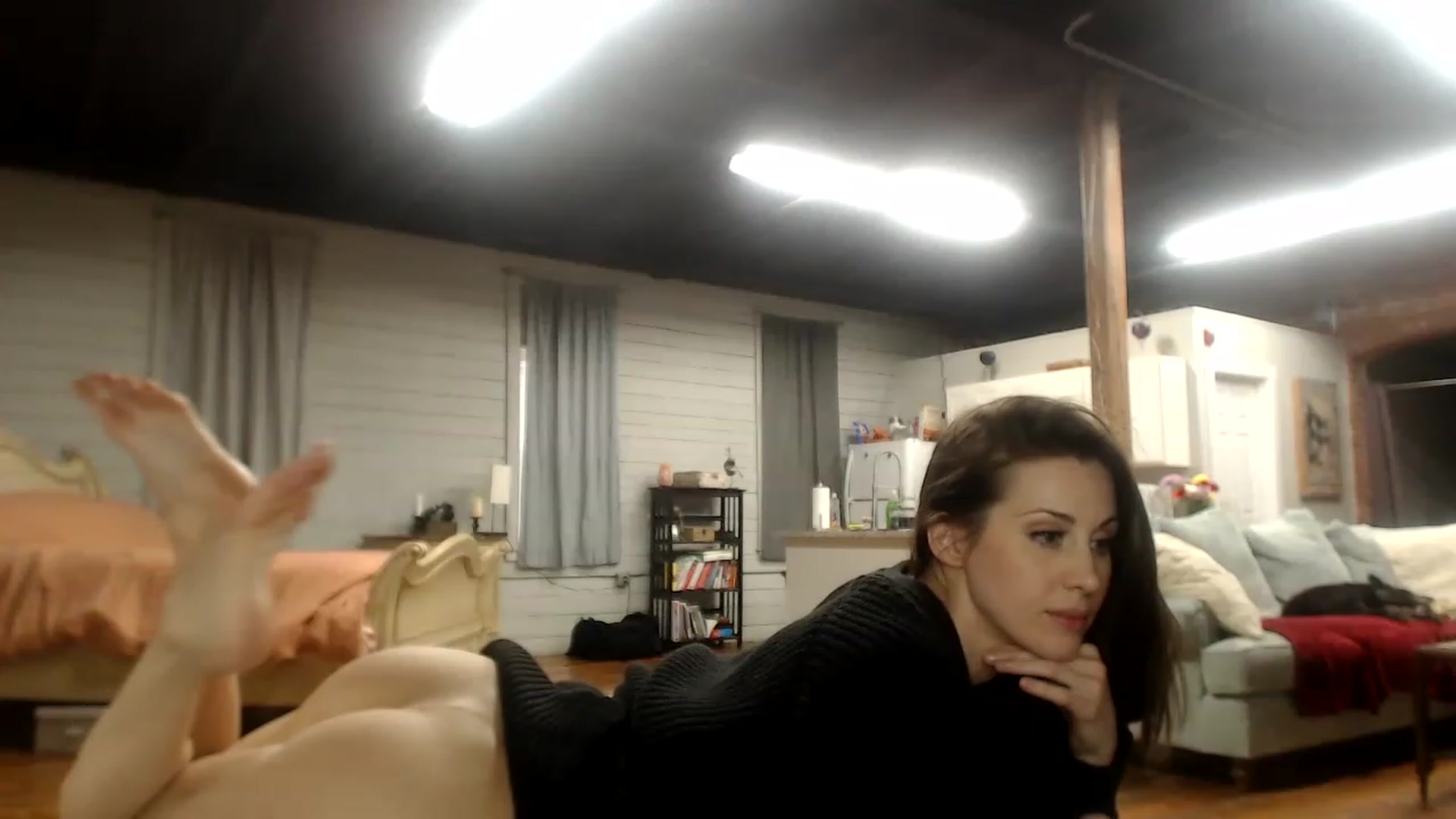 Gallery image thumbnail from Kayros780's myfreecams stream on, 02/13/2023, 12:55 image 5 of 20