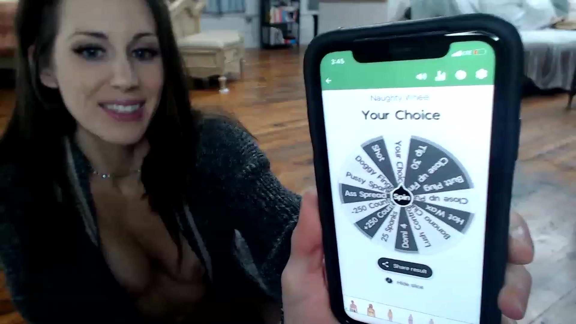 Gallery image thumbnail from Kayros780's myfreecams stream on, 03/23/2023, 08:20 image 10 of 20