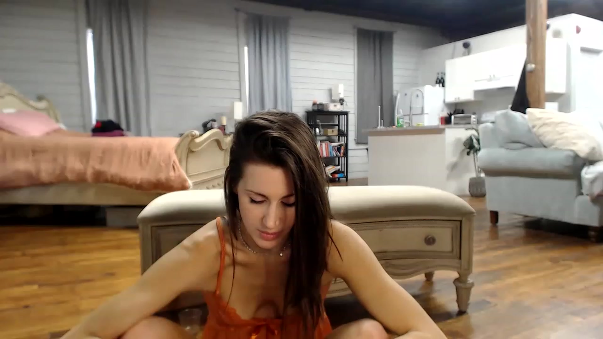 Gallery image thumbnail from Kayros780's myfreecams stream on, 04/02/2023, 12:23 image 18 of 20