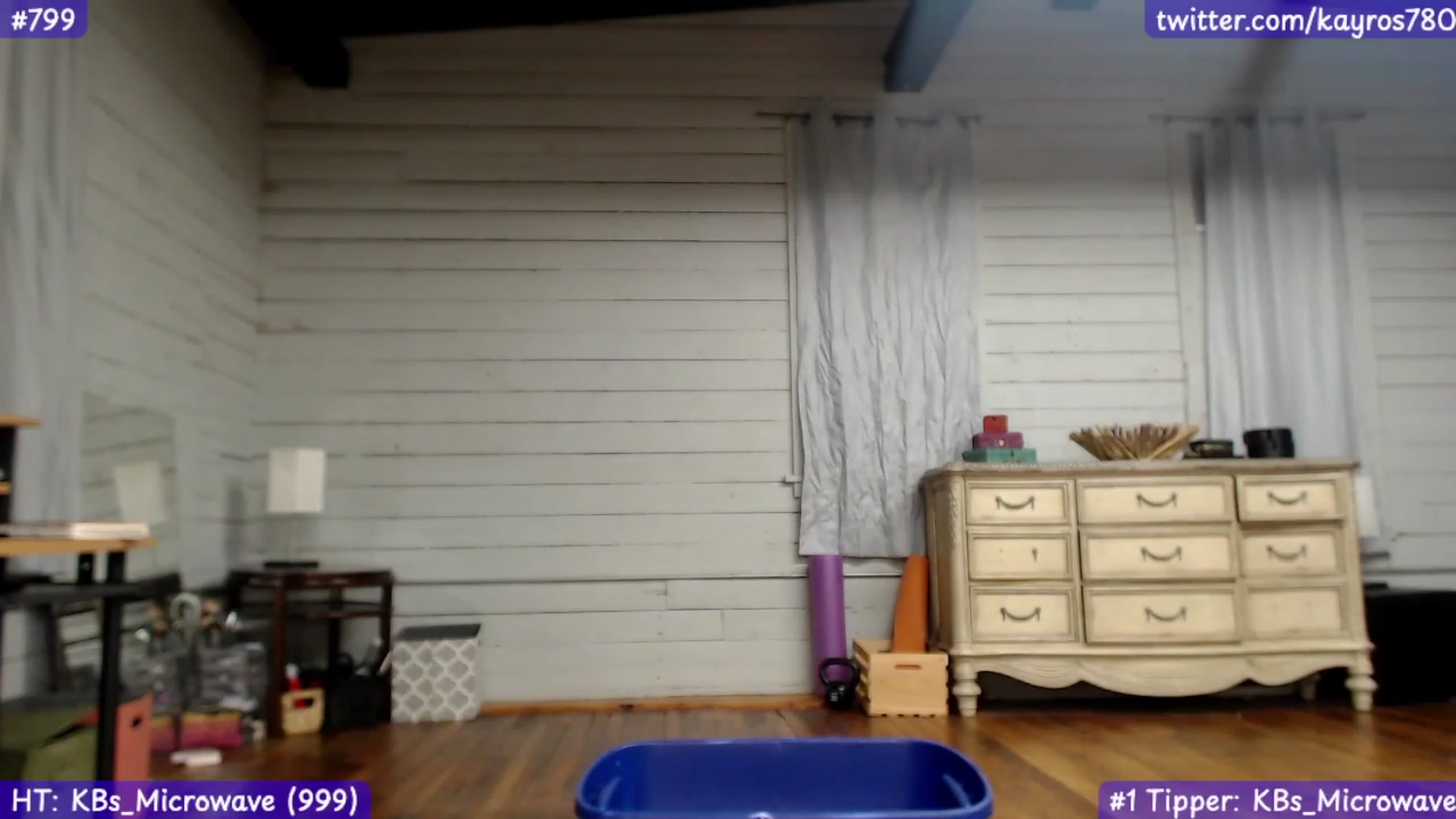 Gallery image thumbnail from Kayros780's myfreecams stream on, 10/27/2023, 09:17 image 14 of 20