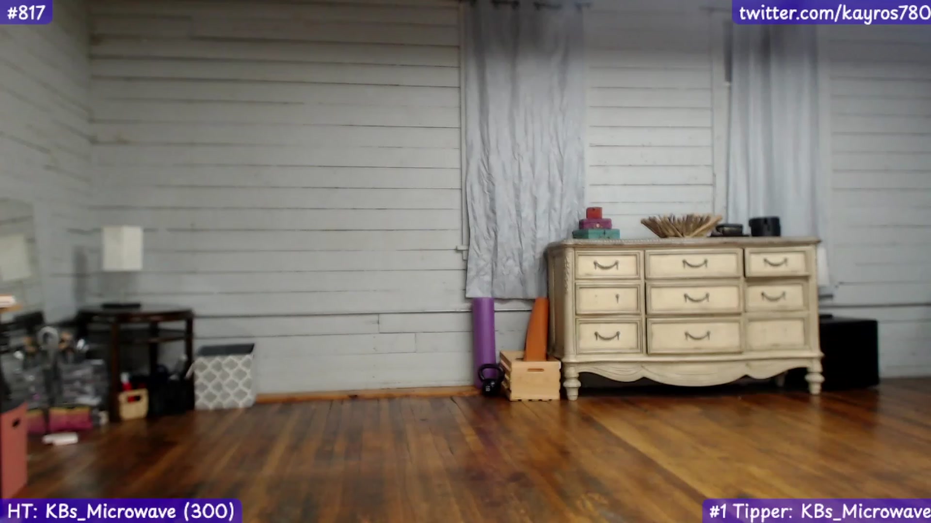 Gallery image thumbnail from Kayros780's myfreecams stream on, 10/27/2023, 09:17 image 3 of 20