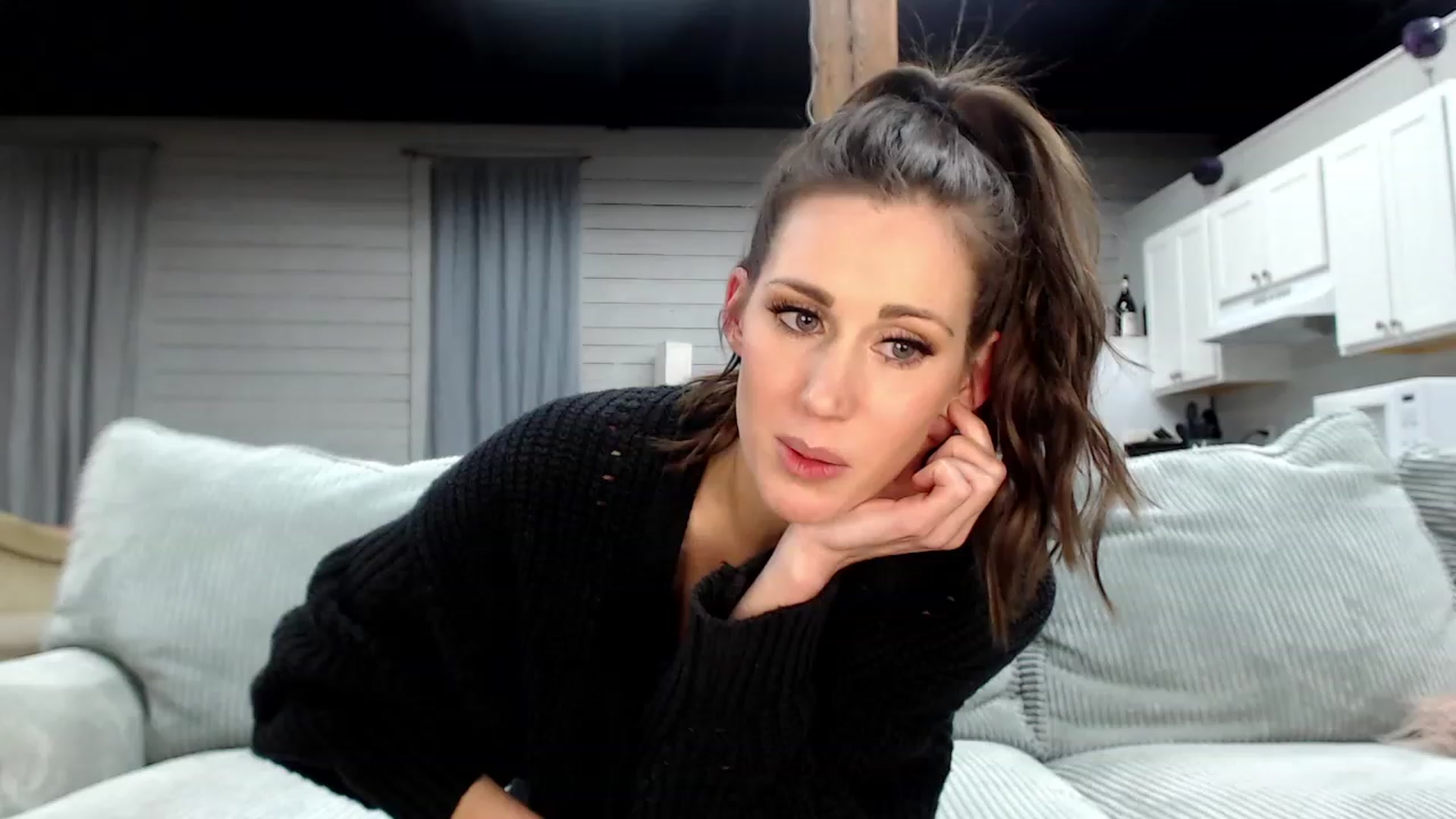 Gallery image thumbnail from Kayros780's myfreecams stream on, 01/09/2024, 09:02 image 6 of 20