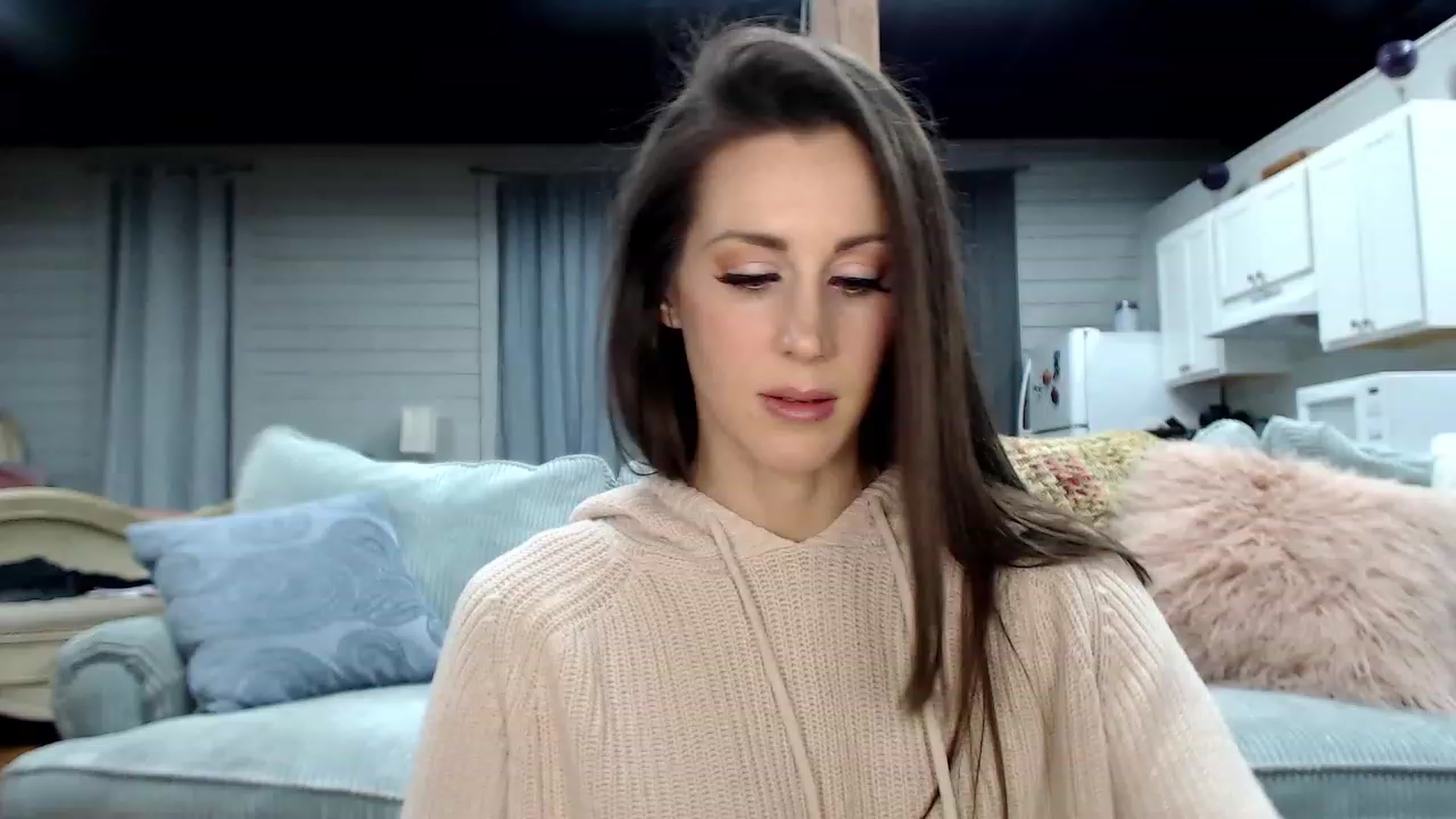 Gallery image thumbnail from Kayros780's myfreecams stream on, 01/28/2024, 05:57 image 2 of 20