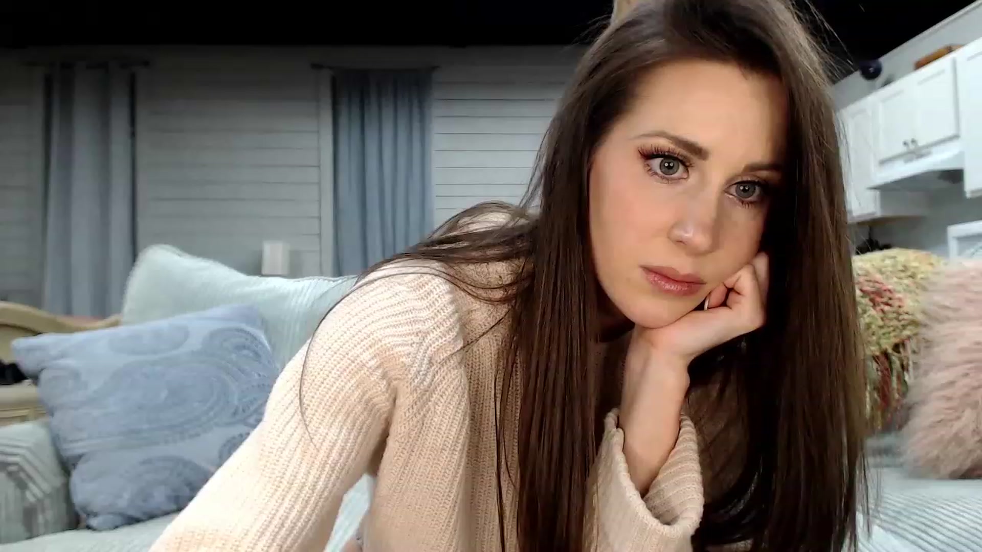 Gallery image thumbnail from Kayros780's myfreecams stream on, 01/28/2024, 06:13 image 13 of 20