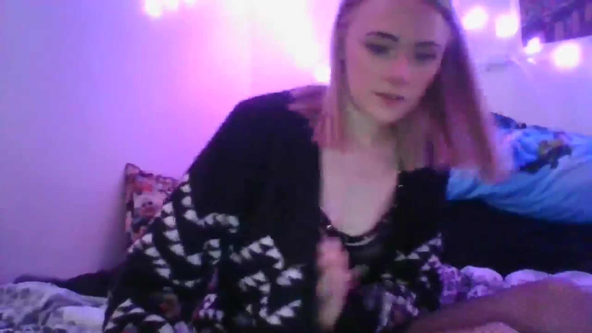 Gallery image thumbnail from Kbabbbyyy11_'s myfreecams stream on, 04/30/2024, 17:57 image 11 of 20