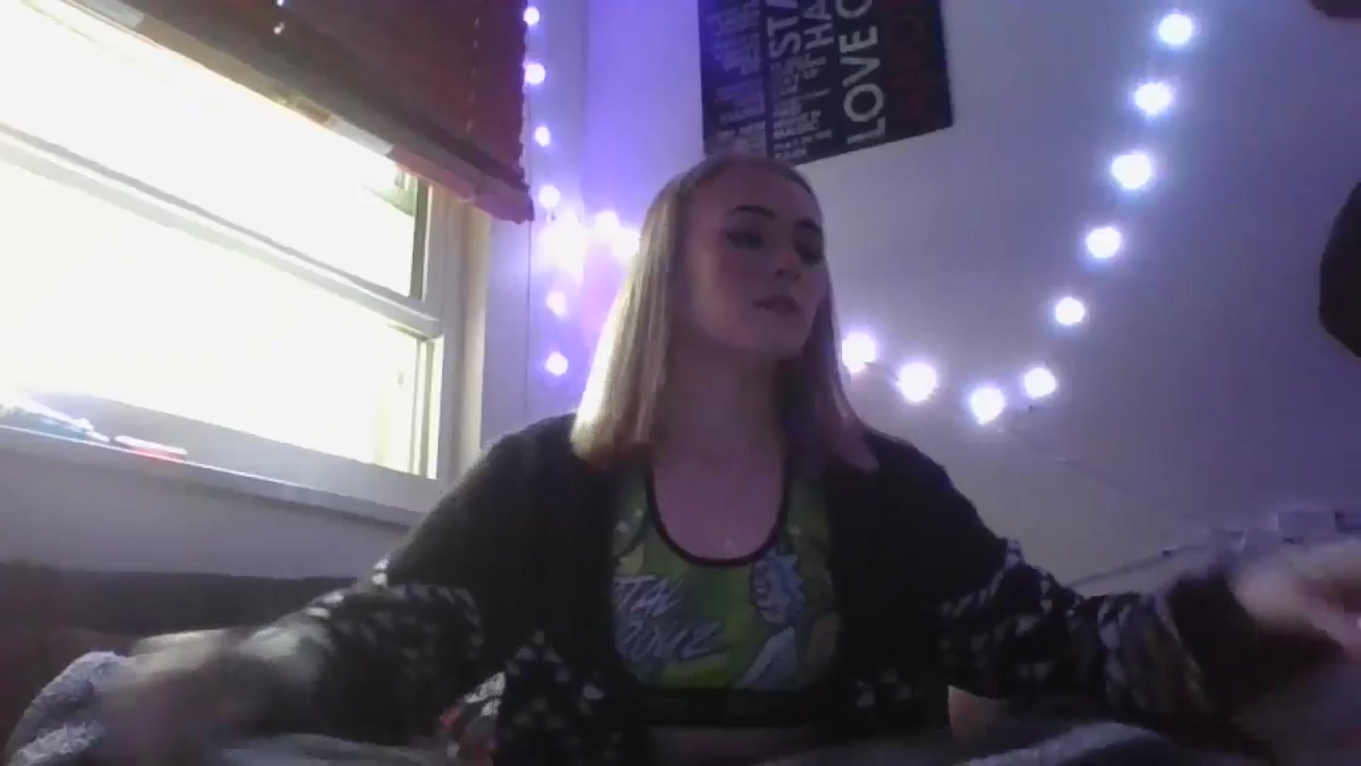 Gallery image thumbnail from Kbabbbyyy11_'s myfreecams stream on, 05/17/2024, 15:57 image 8 of 20