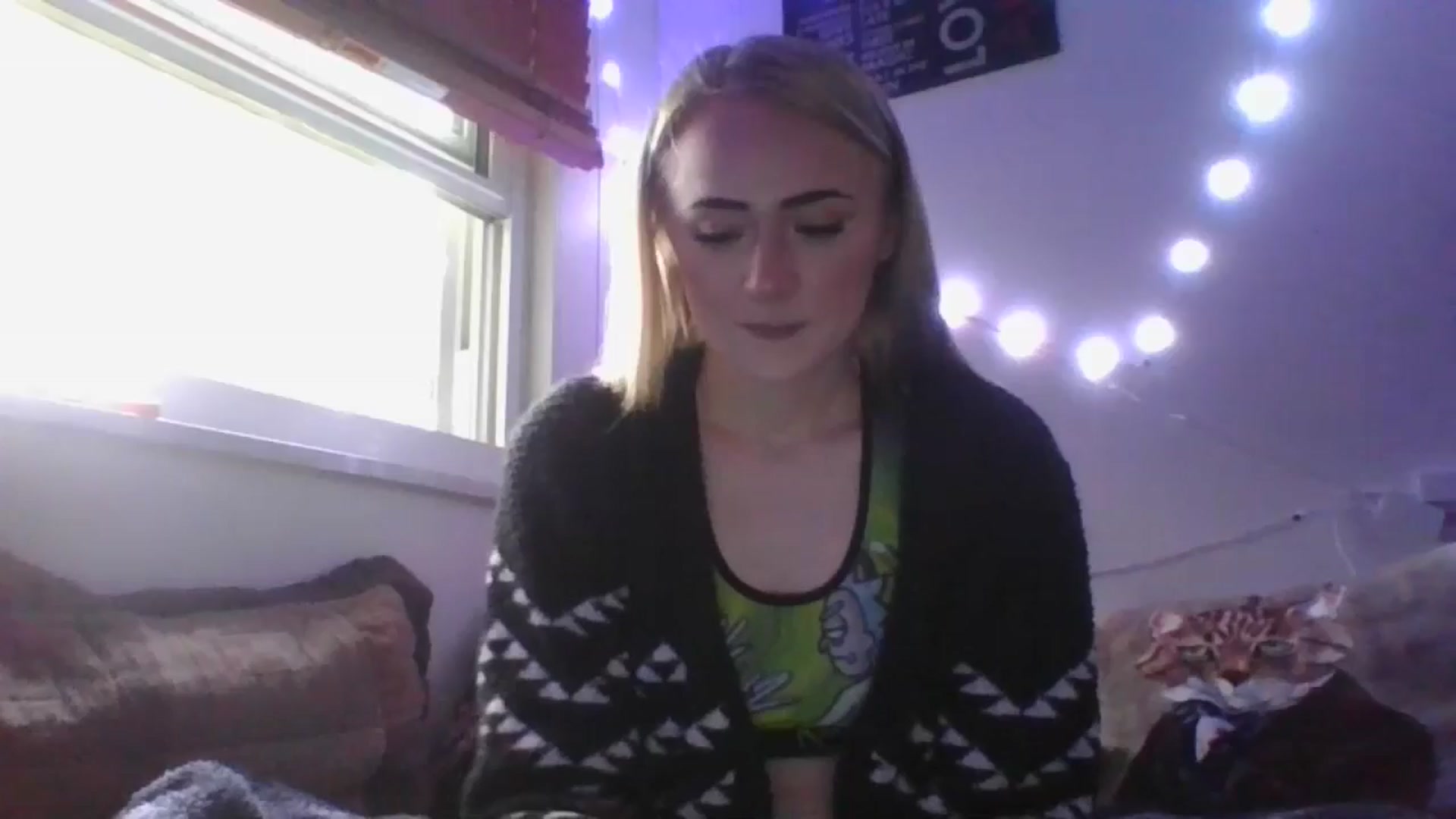 Gallery image thumbnail from Kbabbbyyy11_'s myfreecams stream on, 05/17/2024, 15:57 image 16 of 20
