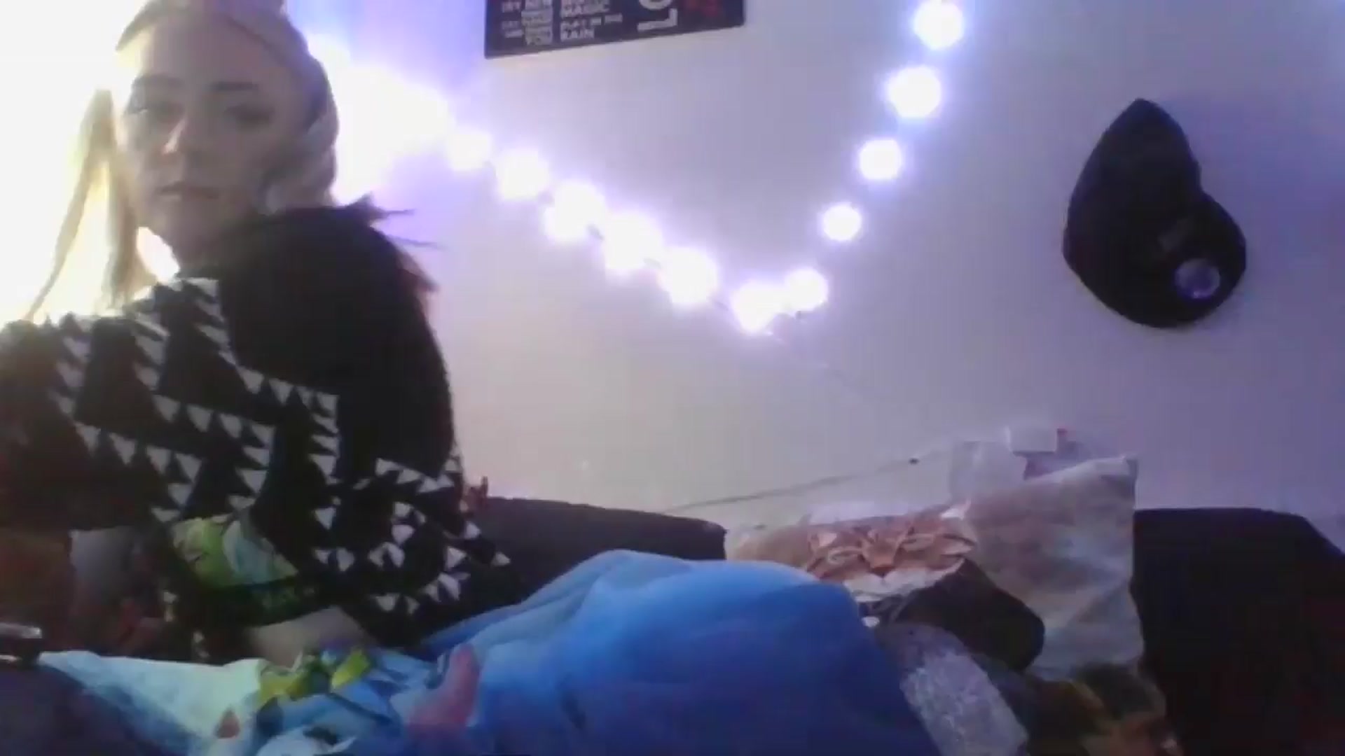 Gallery image thumbnail from Kbabbbyyy11_'s myfreecams stream on, 05/17/2024, 15:57 image 1 of 20
