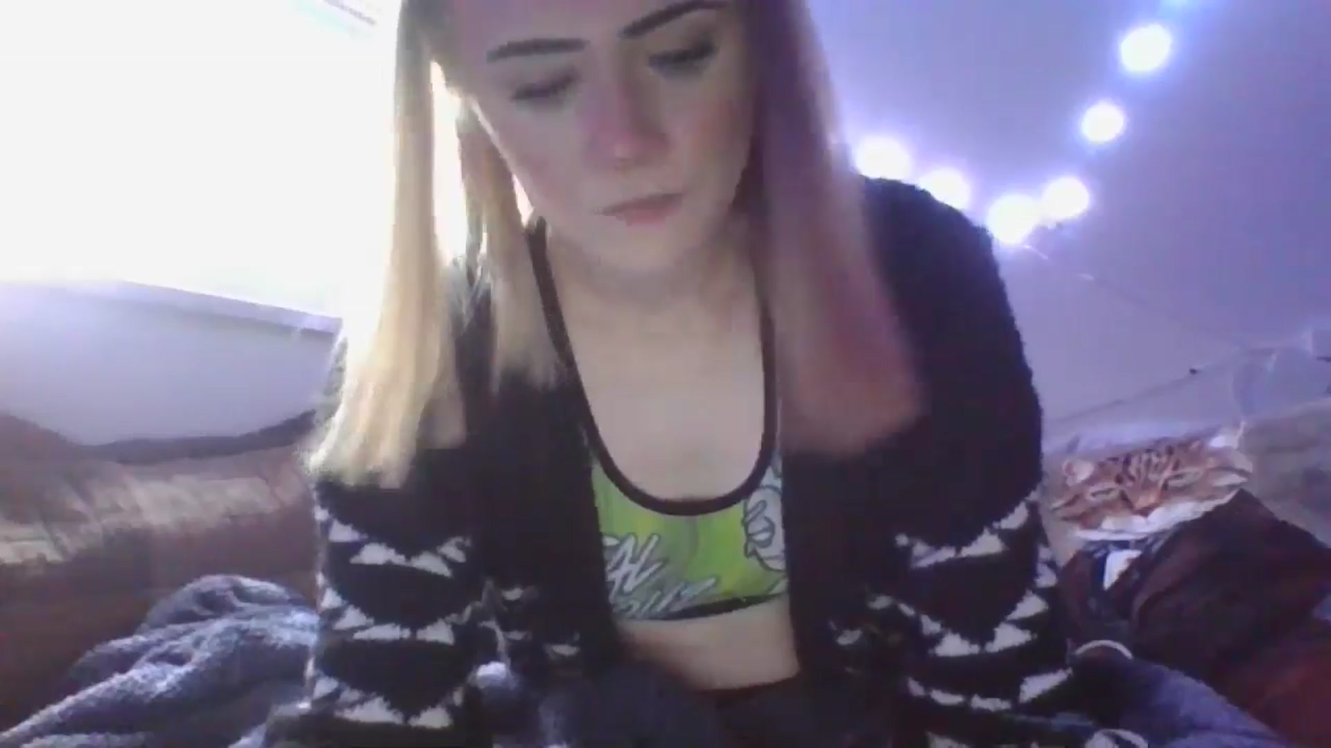 Gallery image thumbnail from Kbabbbyyy11_'s myfreecams stream on, 05/17/2024, 15:57 image 11 of 20