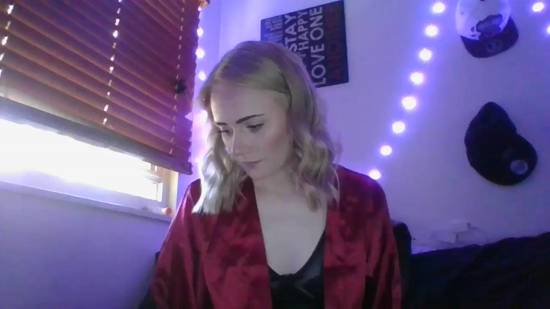 Gallery image thumbnail from Kbabbbyyy11_'s myfreecams stream on, 05/22/2024, 16:52 image 8 of 20