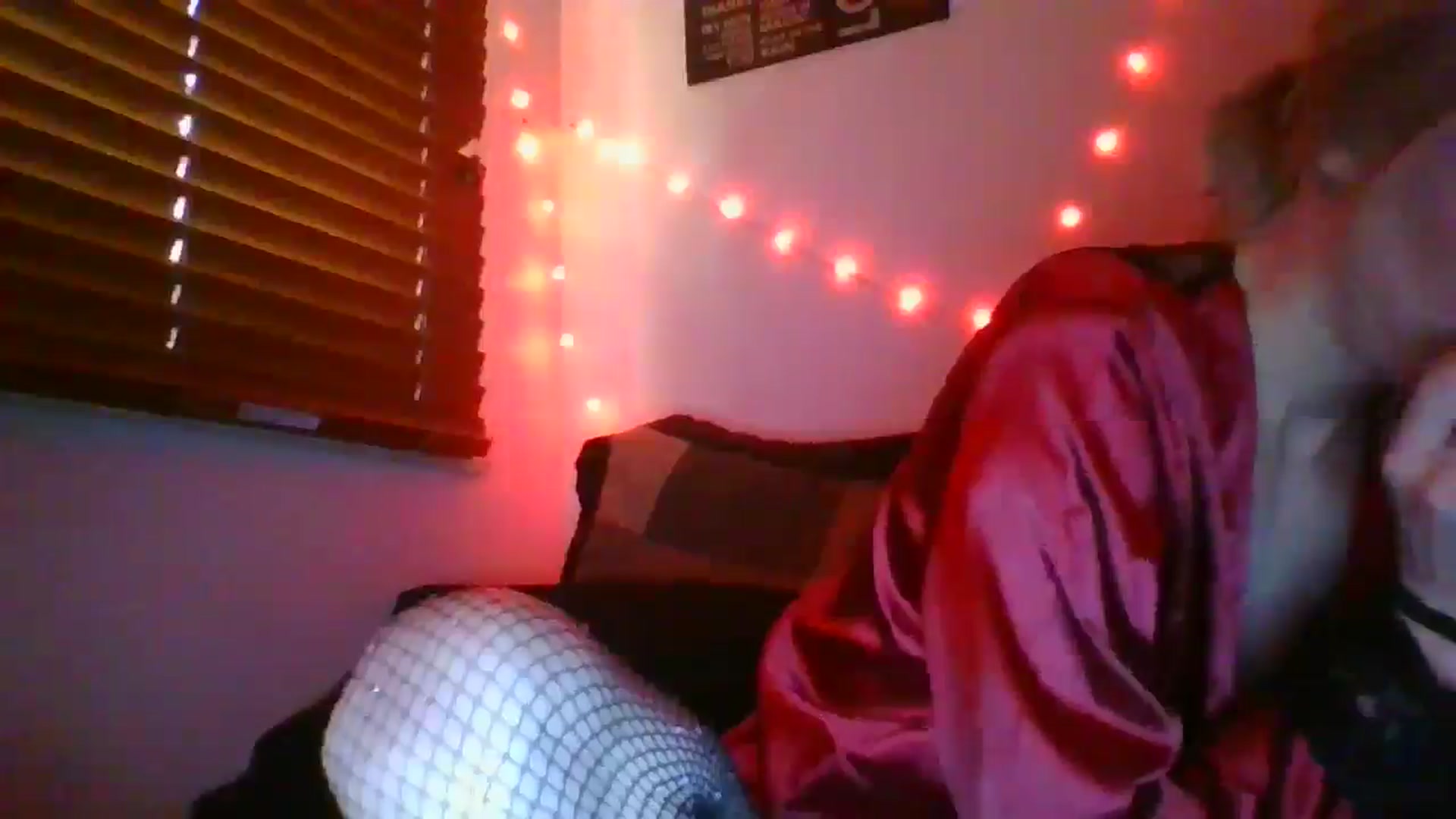 Gallery image thumbnail from Kbabbbyyy11_'s myfreecams stream on, 05/22/2024, 18:11 image 2 of 20