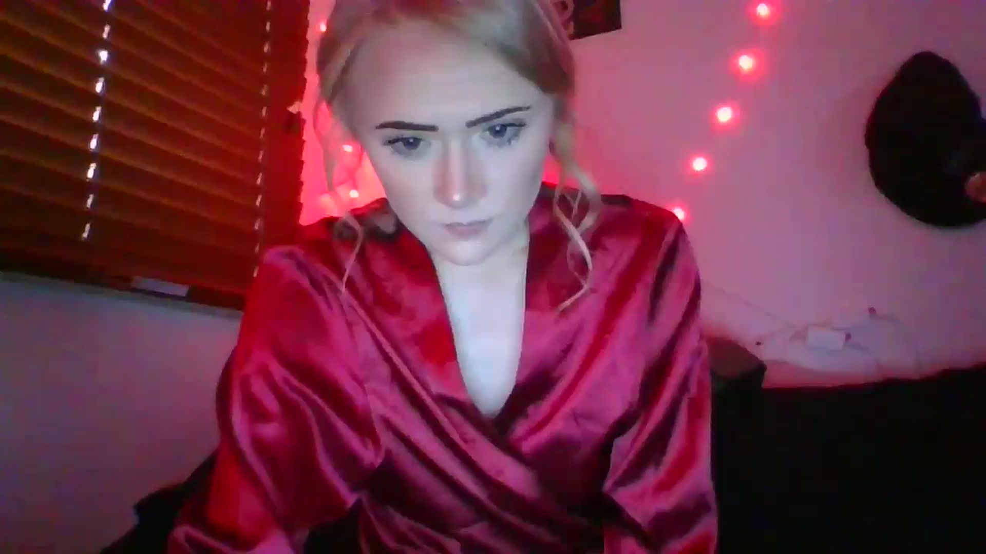 Gallery image thumbnail from Kbabbbyyy11_'s myfreecams stream on, 05/22/2024, 18:11 image 16 of 20