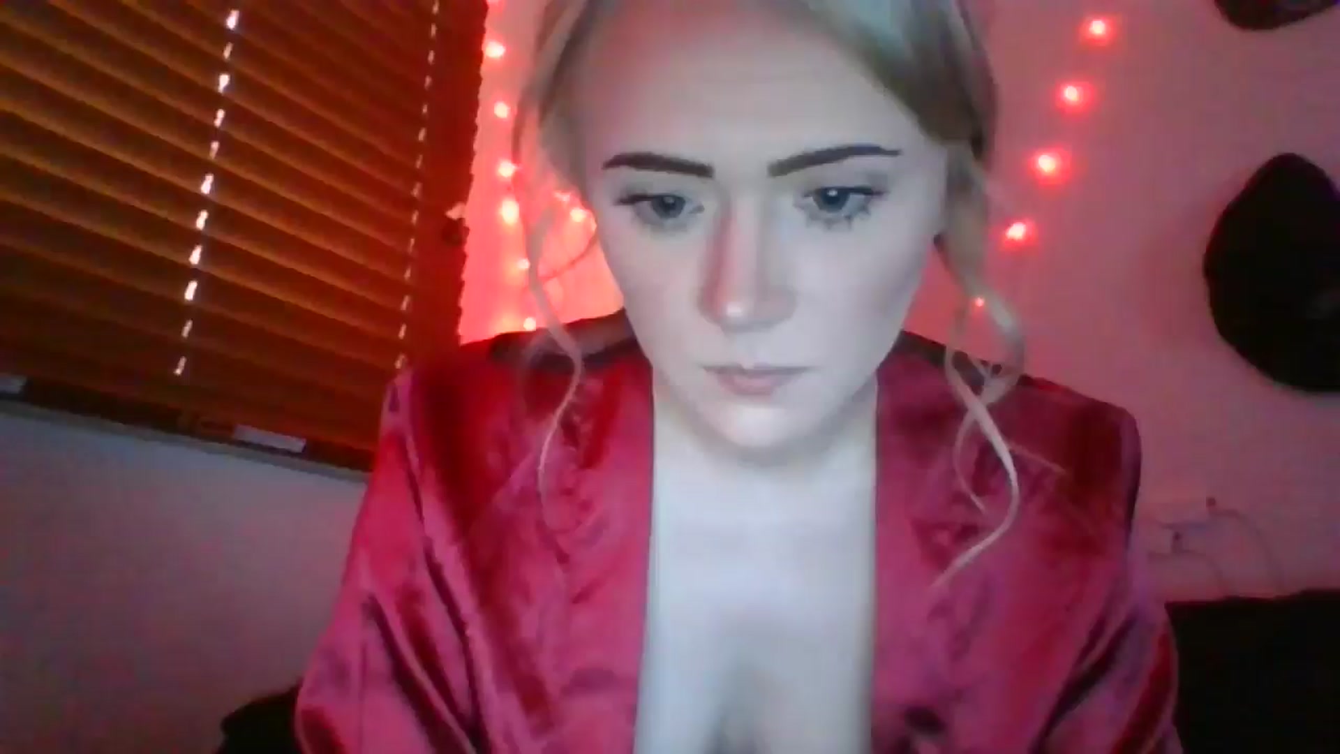 Gallery image thumbnail from Kbabbbyyy11_'s myfreecams stream on, 05/22/2024, 18:27 image 18 of 20