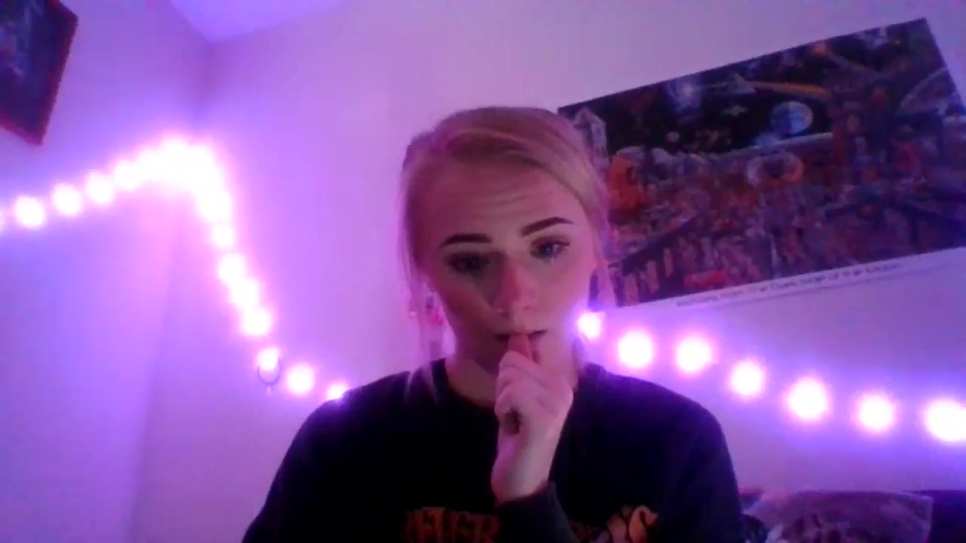 Gallery image thumbnail from Kbabbbyyy11_'s myfreecams stream on, 08/13/2024, 18:46 image 7 of 20